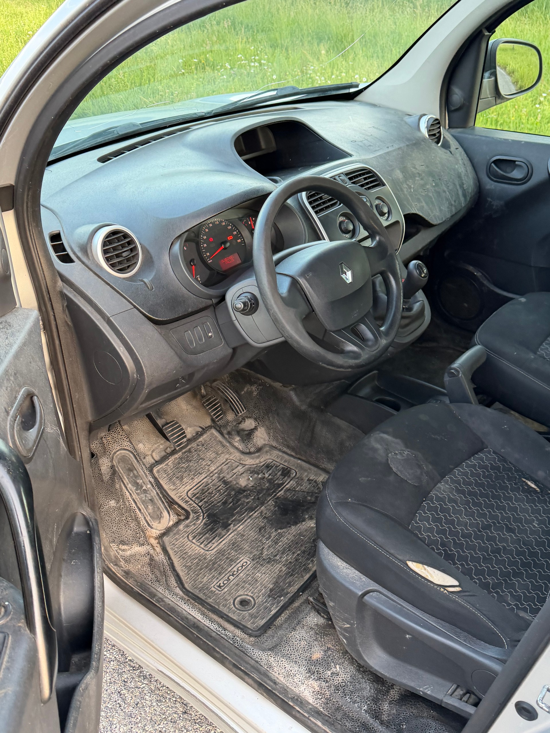 RENAULT Kangoo Maxi dCi 90 Business 2 Plätze / 2 places-image-9