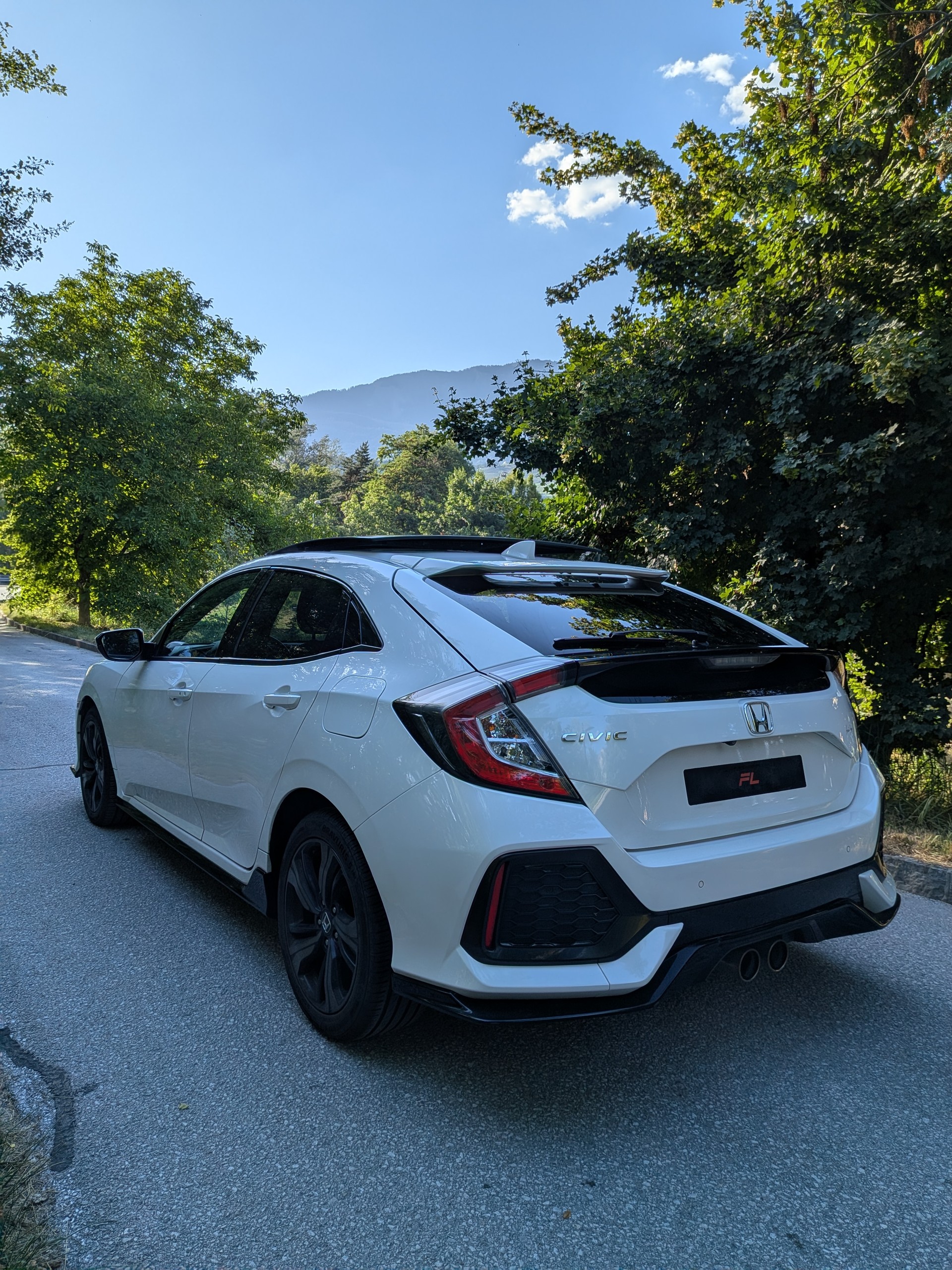 HONDA 1.5 VTEC Turbo Sport Plus-image-3