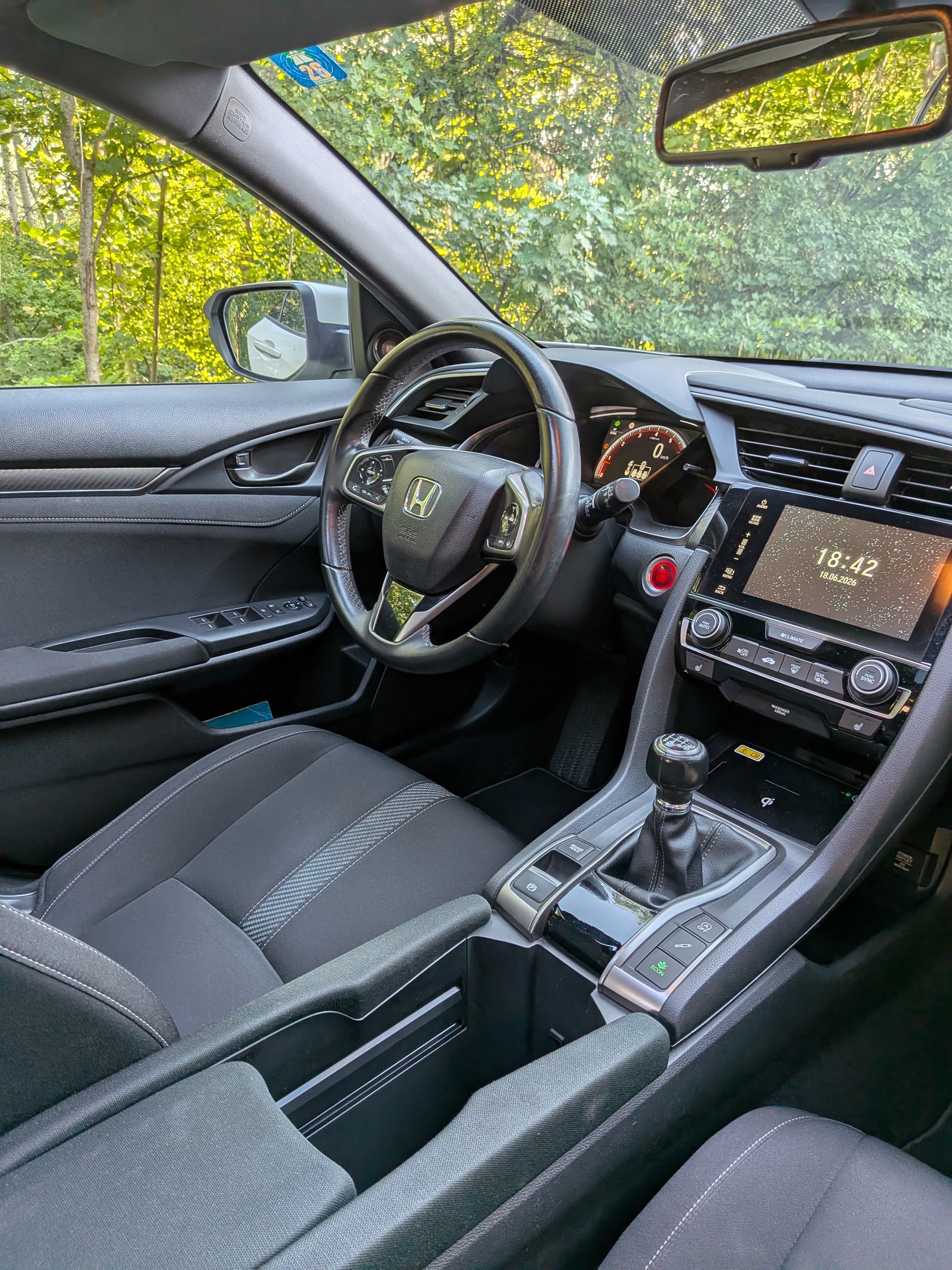 HONDA 1.5 VTEC Turbo Sport Plus-image-1