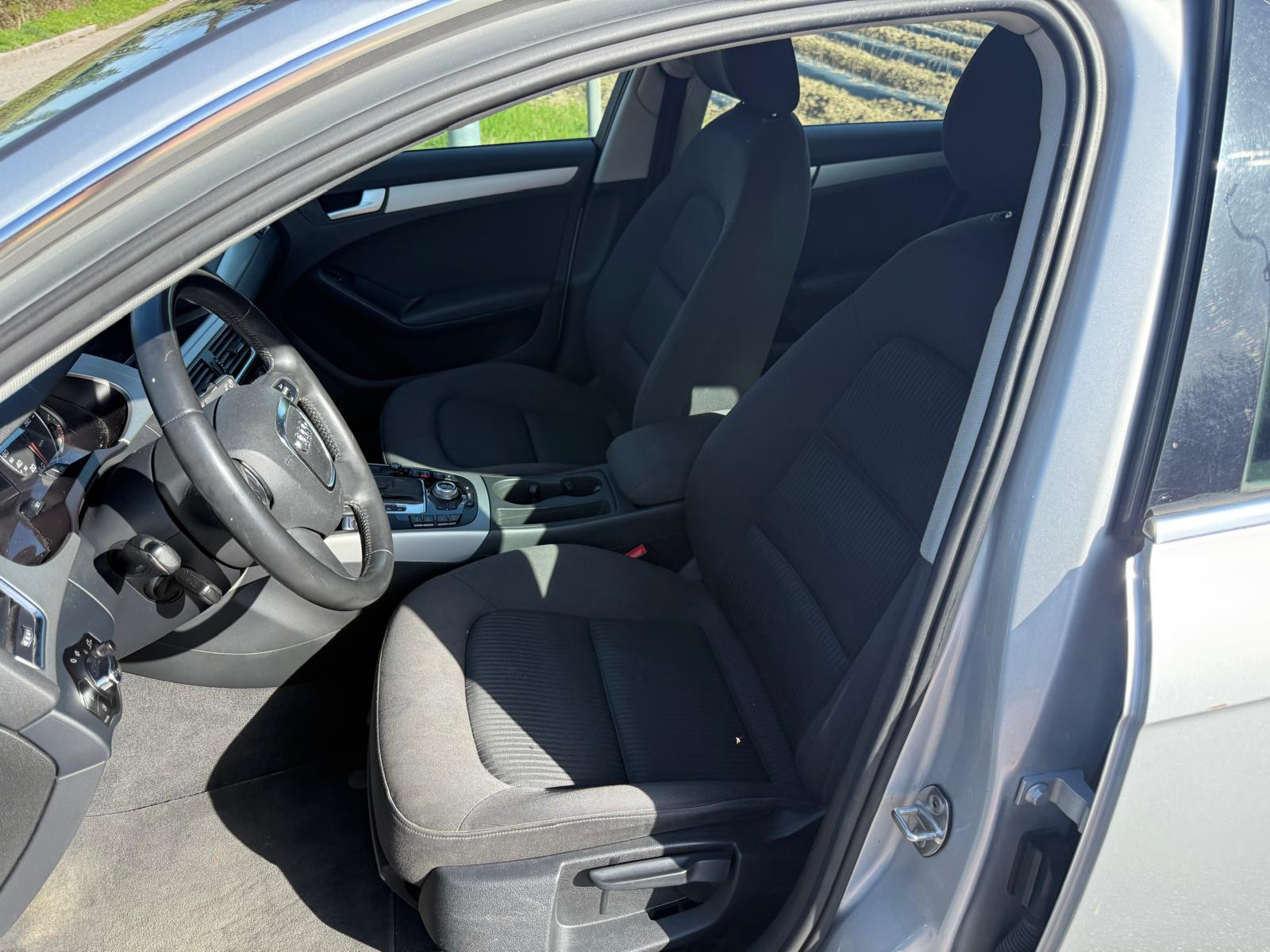 AUDI A4 Avant 1.8 TFSI multitronic-image-11