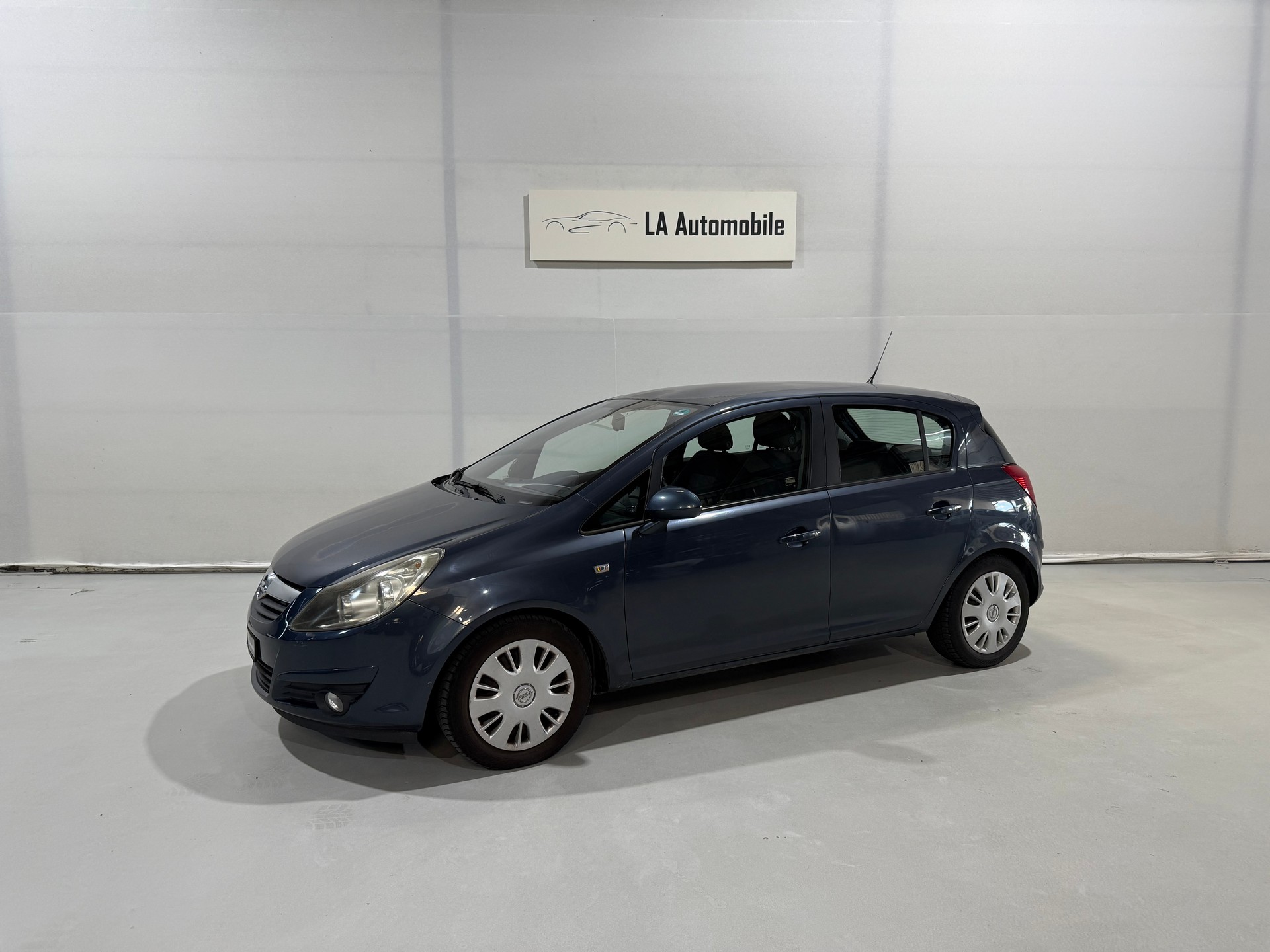 OPEL Corsa 1.4 TP Enjoy-image-1