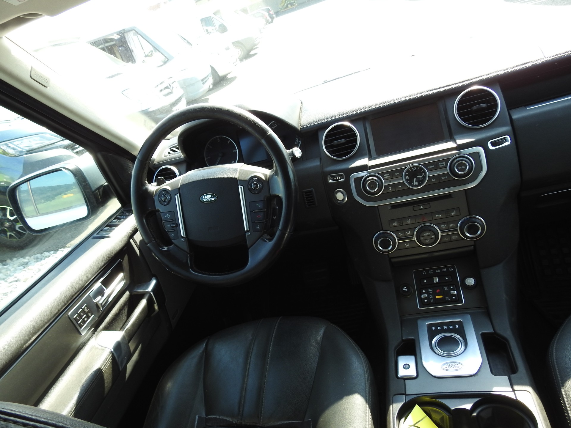 LAND ROVER Discovery 3.0 SDV6 HSE Automatic-image-20