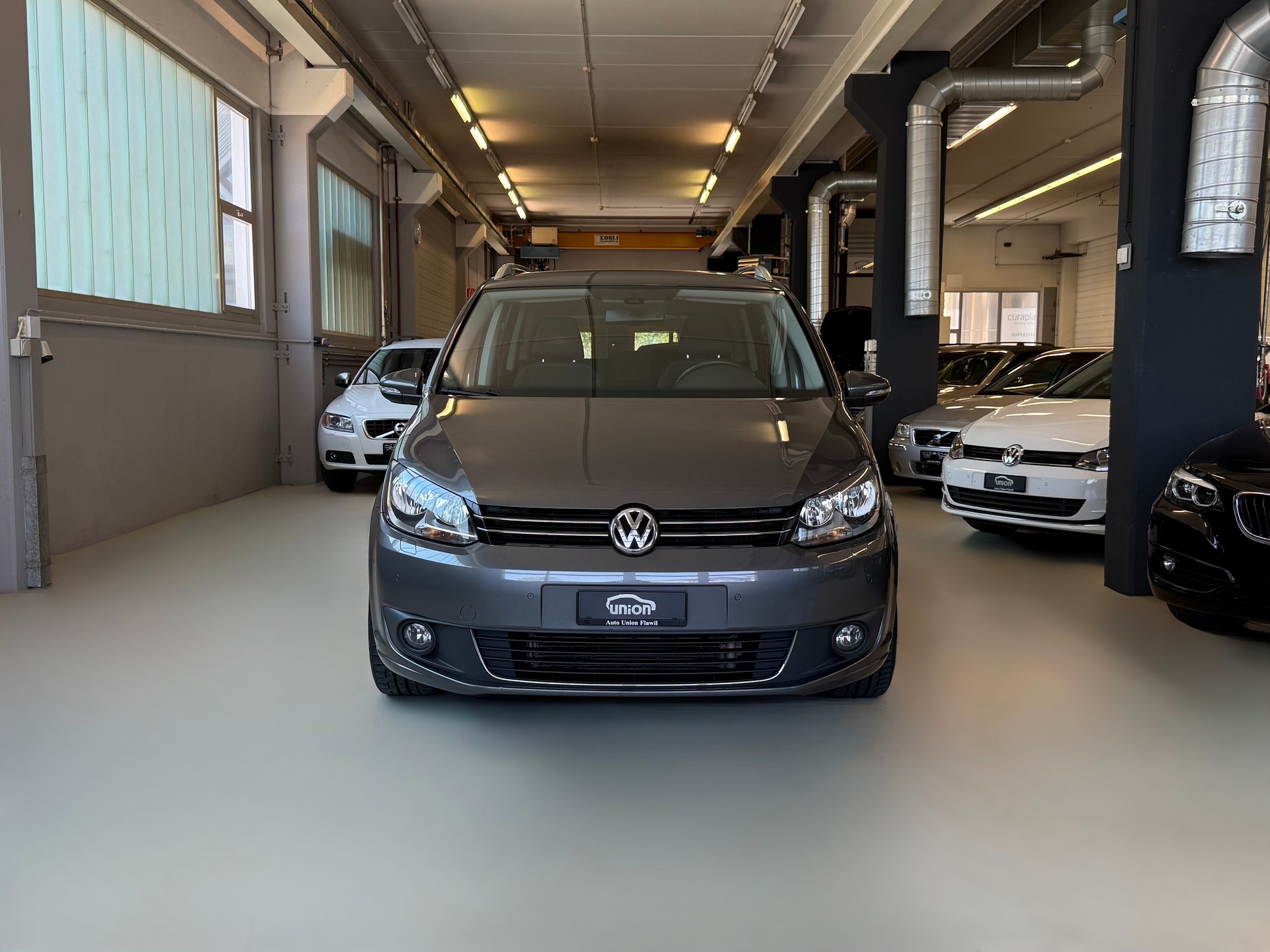 VW Touran 2.0 TDI BMT Comfortline DSG-image-2
