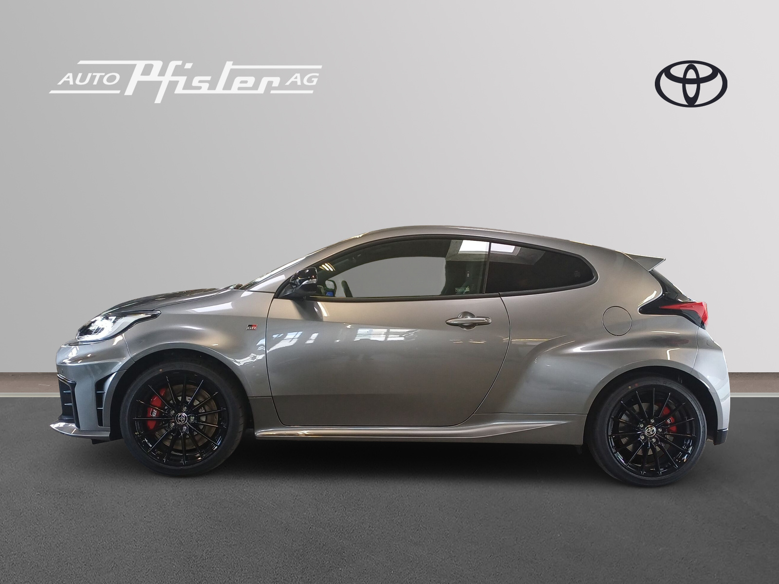 TOYOTA GR Yaris 1.6 Turbo Sport 4x4-image-2