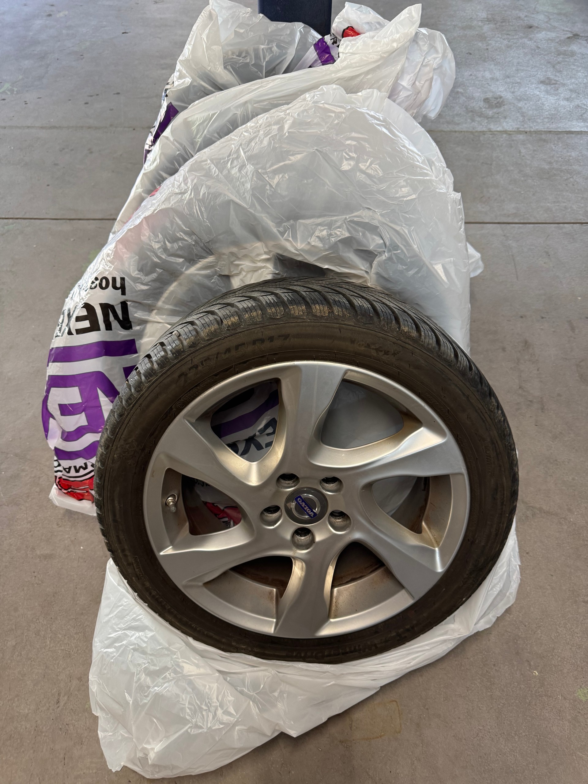 VOLVO V40 D3 Summum Geartronic-image-13