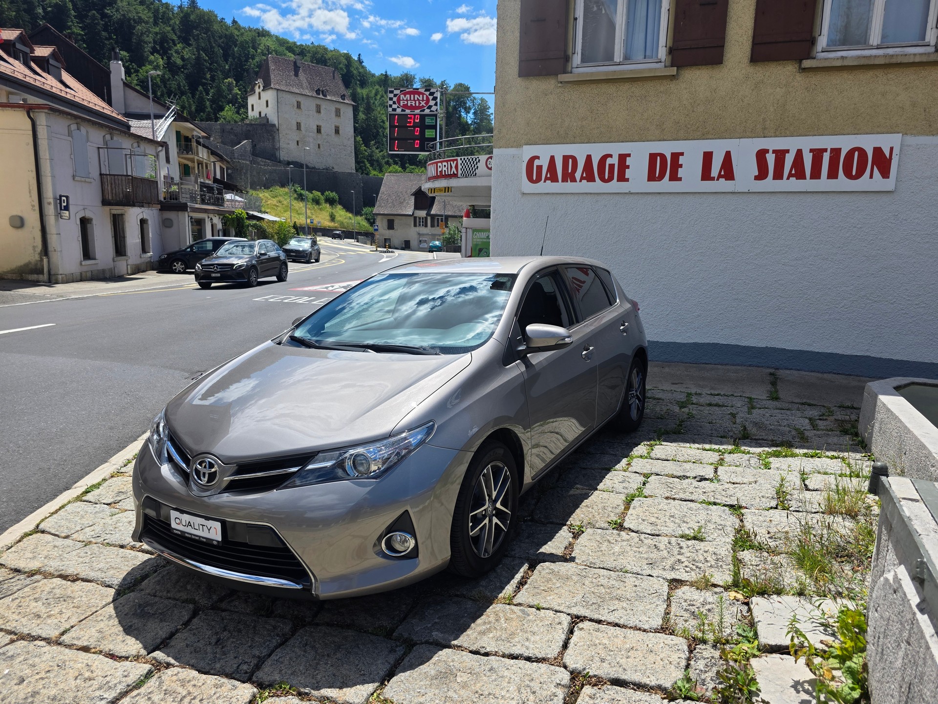 TOYOTA Auris 1.6 Trend-image-0