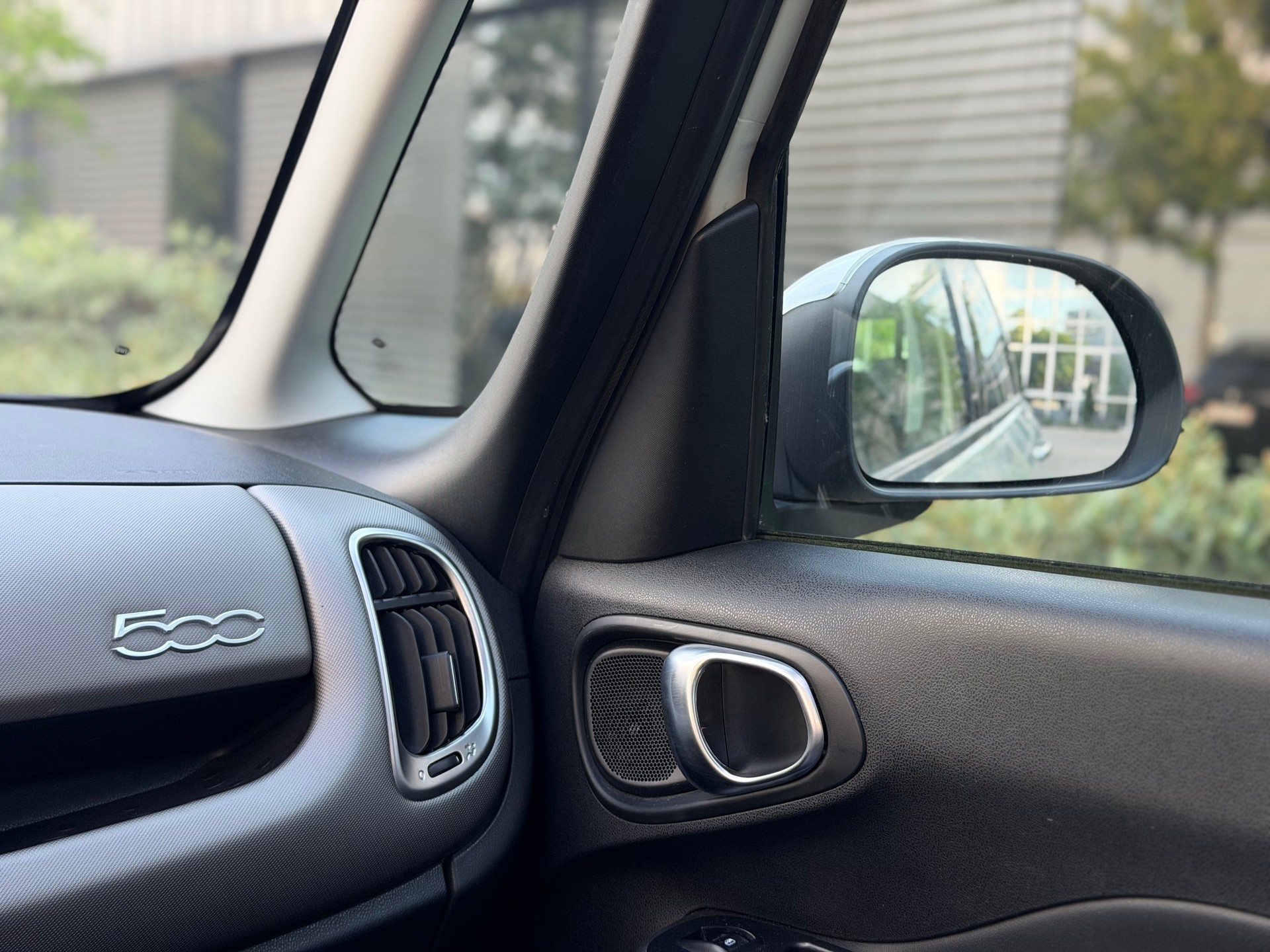 FIAT 500L Wagon 1.6JTD Lounge-image-9
