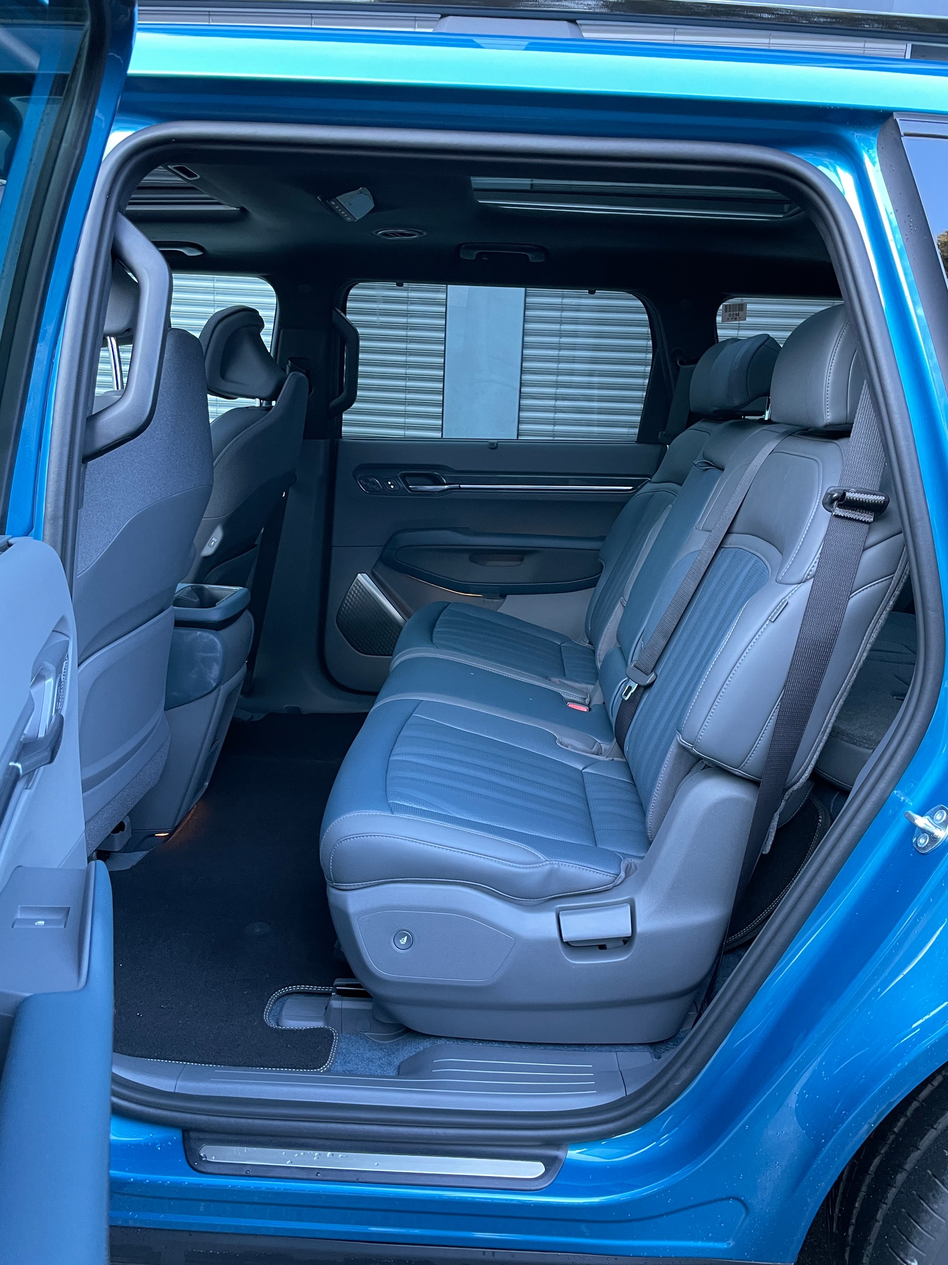KIA EV9 99,8 kWh GT-Line 4x4 mit Panoramadach, 7-Sitzer, Digitale Spiegel-image-16