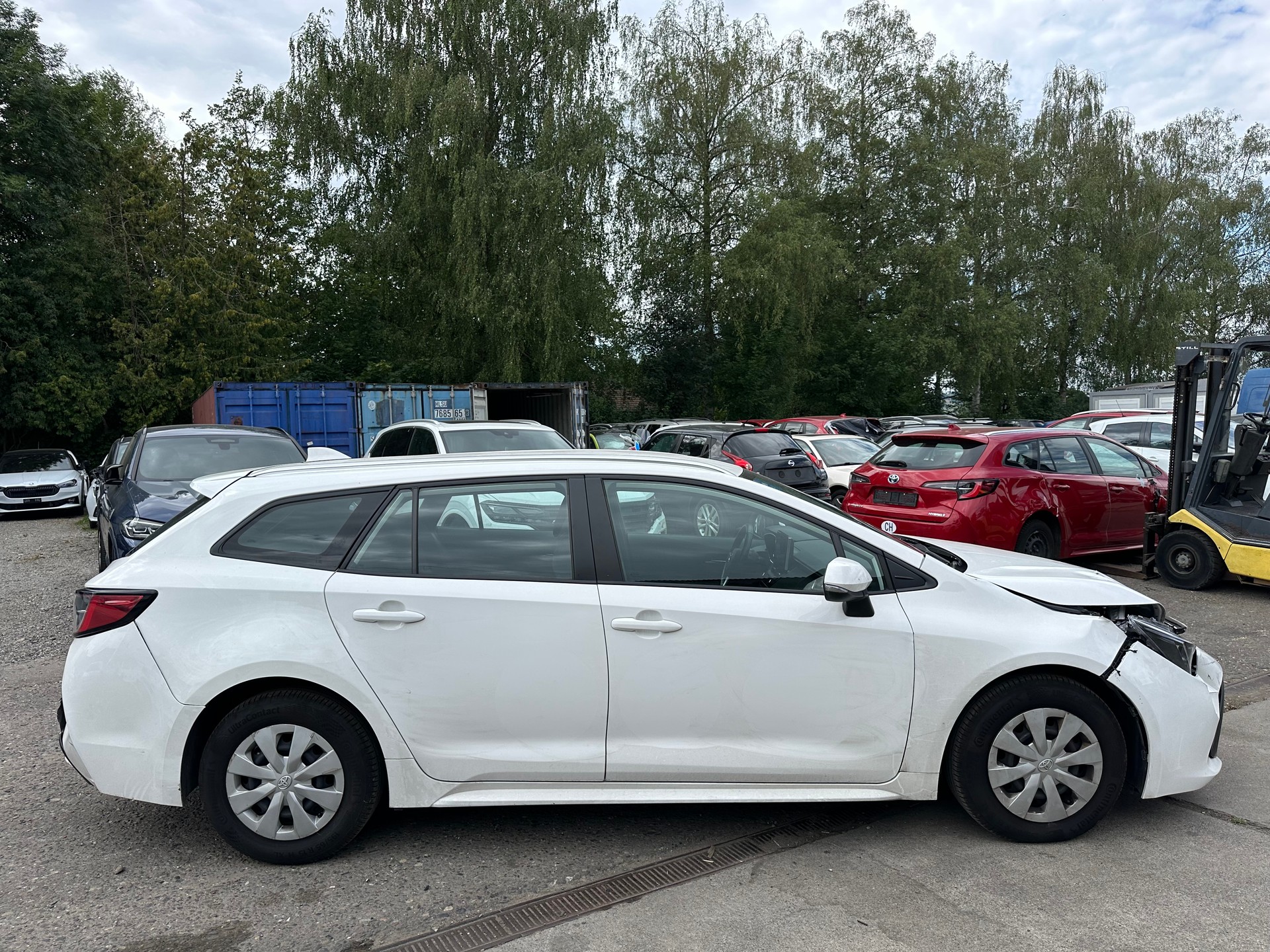 TOYOTA Corolla Touring Sports 1.8 HSD Trend e-CVT-image-6
