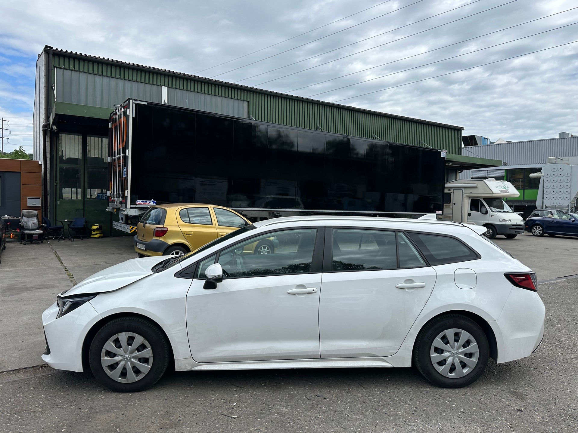 TOYOTA Corolla Touring Sports 1.8 HSD Trend e-CVT-image-4