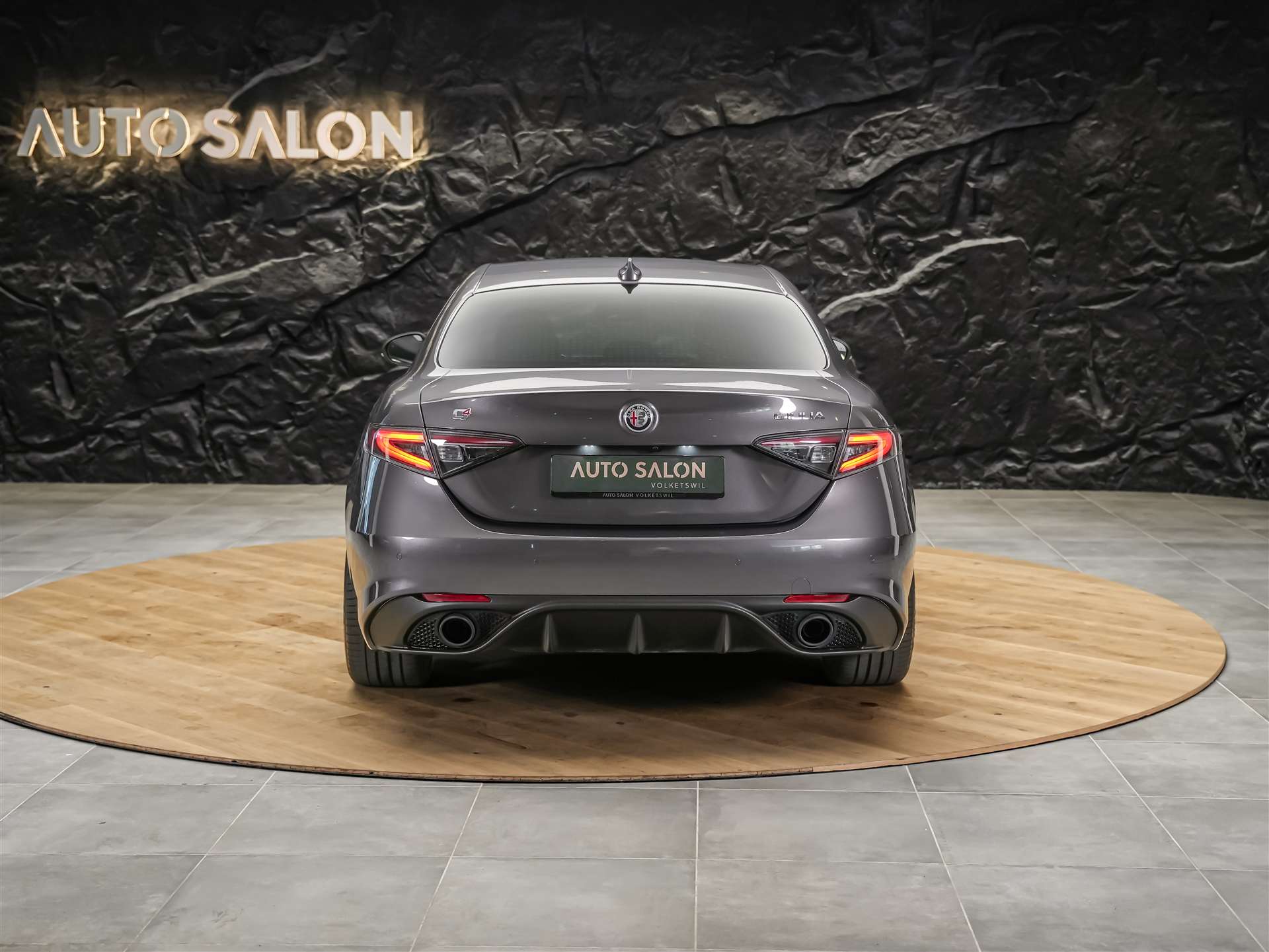 ALFA ROMEO Giulia 2.0 Veloce Q4 AT8 *Facelift*Abstandsregler*El. Sitze mit Memory*Sitzheizung*-showroom-element-3