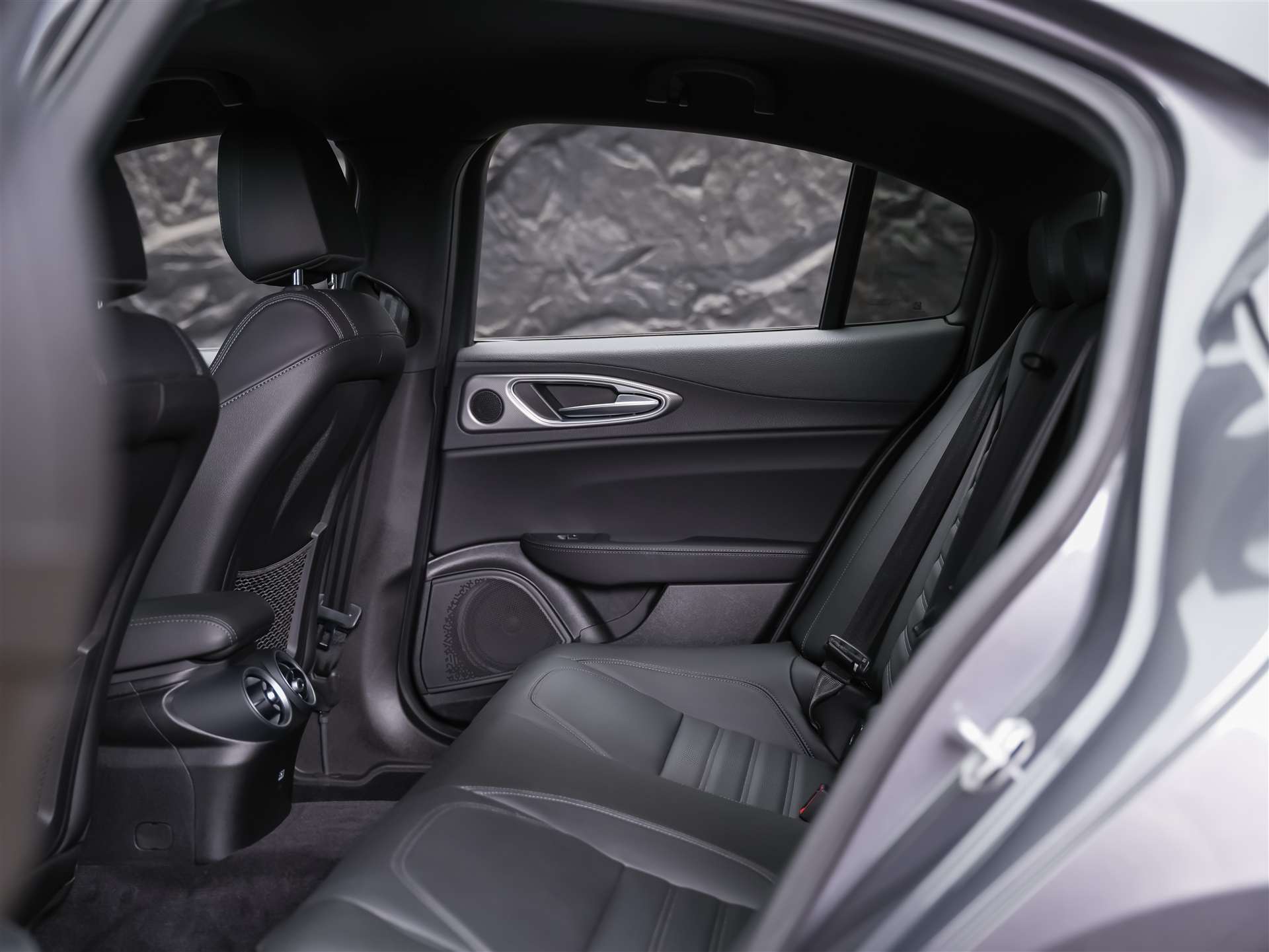 ALFA ROMEO Giulia 2.0 Veloce Q4 AT8 *Facelift*Abstandsregler*El. Sitze mit Memory*Sitzheizung*-image-12
