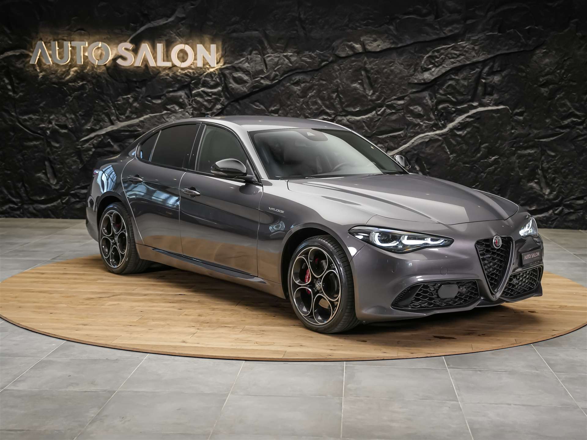 ALFA ROMEO Giulia 2.0 Veloce Q4 AT8 *Facelift*Abstandsregler*El. Sitze mit Memory*Sitzheizung*-image-5