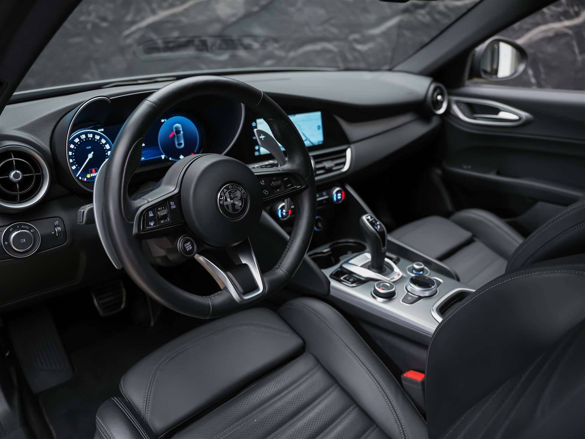 ALFA ROMEO Giulia 2.0 Veloce Q4 AT8 *Facelift*Abstandsregler*El. Sitze mit Memory*Sitzheizung*-image-7