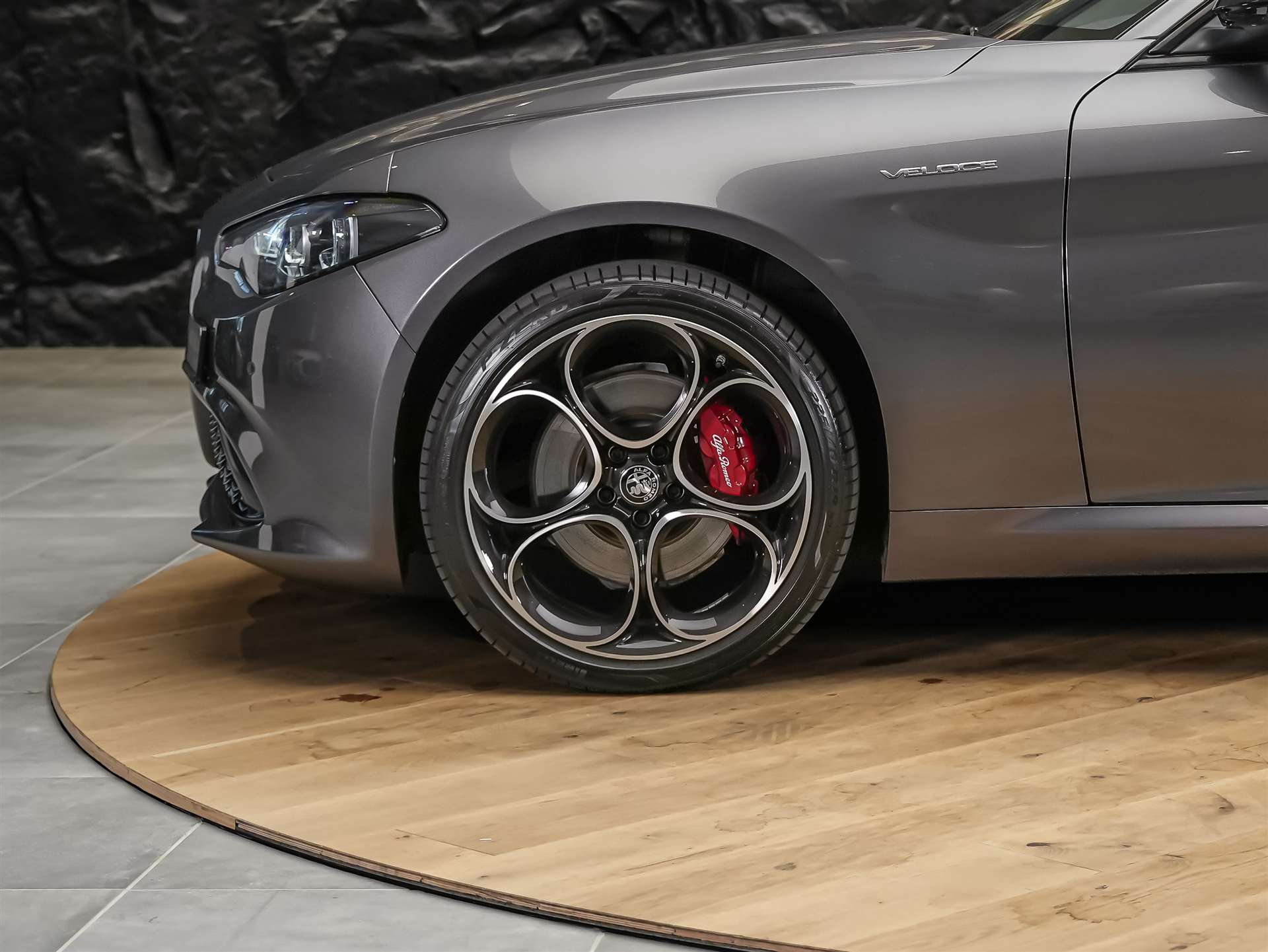 ALFA ROMEO Giulia 2.0 Veloce Q4 AT8 *Facelift*Abstandsregler*El. Sitze mit Memory*Sitzheizung*-image-16