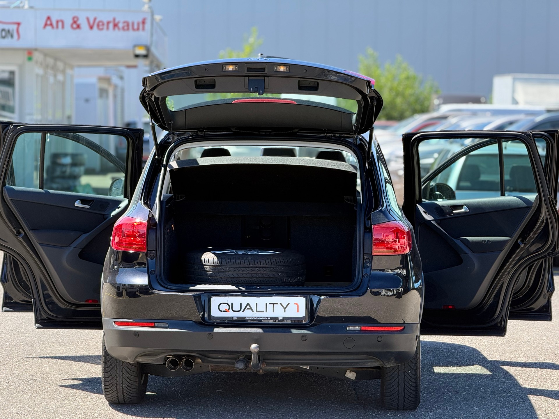 VW Tiguan 2.0 TDI BlueMotion Trend&Fun 4Motion DSG-image-9