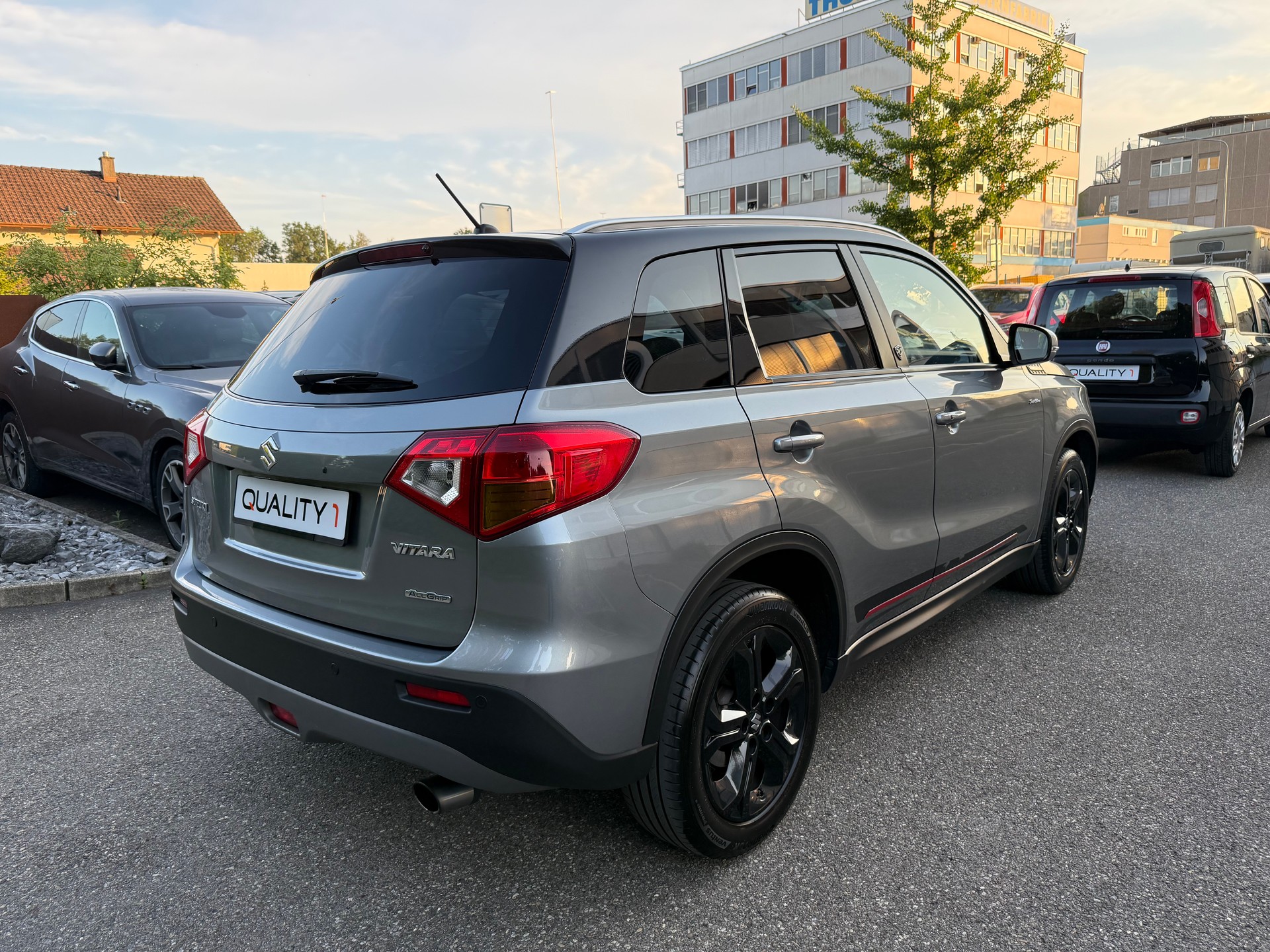 SUZUKI Vitara 1.4 Boosterjet Sergio Cellano Top Automatic-image-5