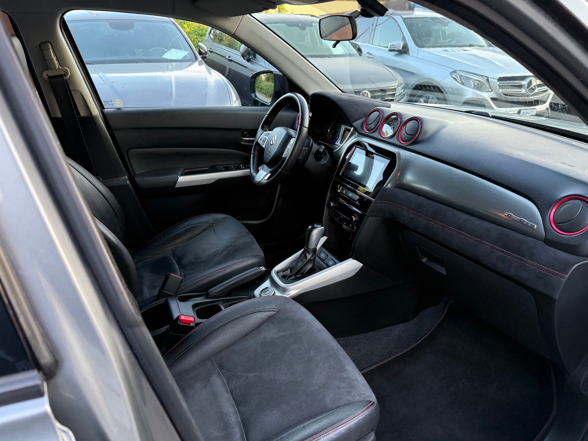 SUZUKI Vitara 1.4 Boosterjet Sergio Cellano Top Automatic-image-8