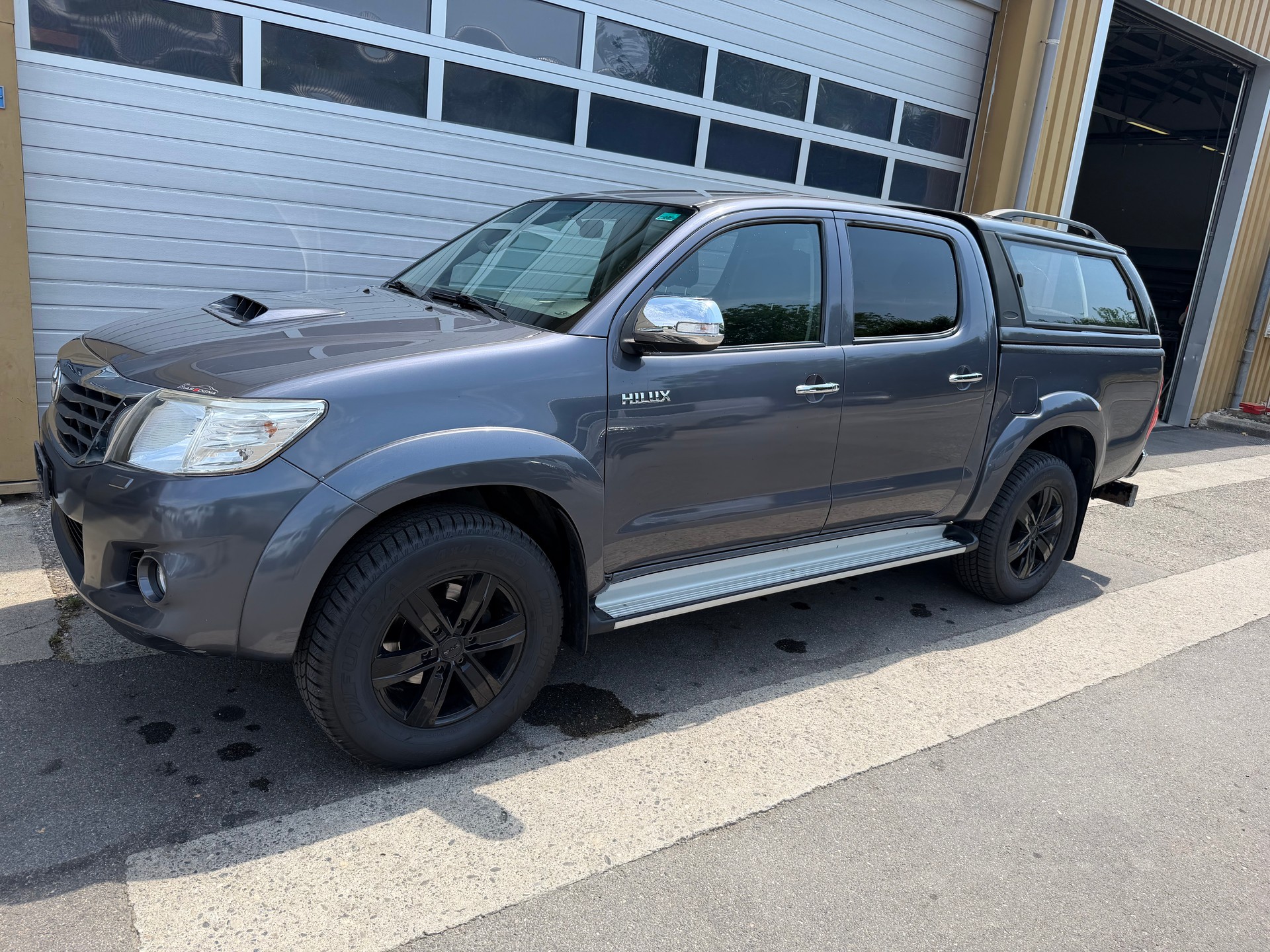 TOYOTA Hilux 3.0 4WD Double Cab Sol Premium A-image-7
