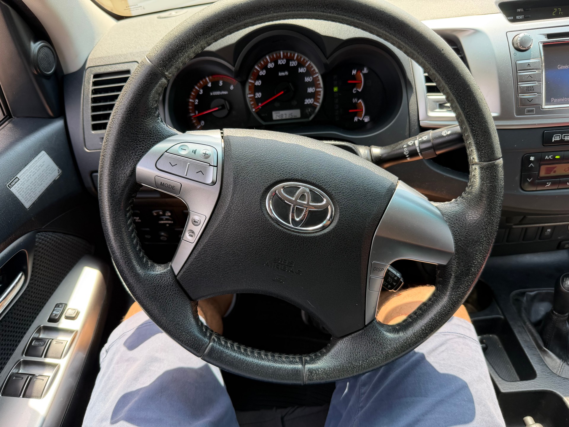 TOYOTA Hilux 3.0 4WD Double Cab Sol Premium A-image-10