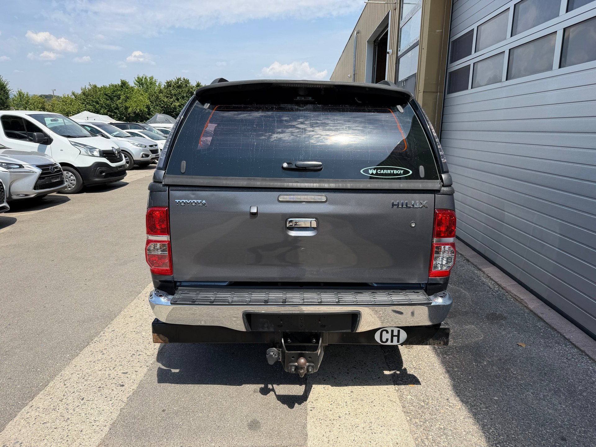 TOYOTA Hilux 3.0 4WD Double Cab Sol Premium A-image-4