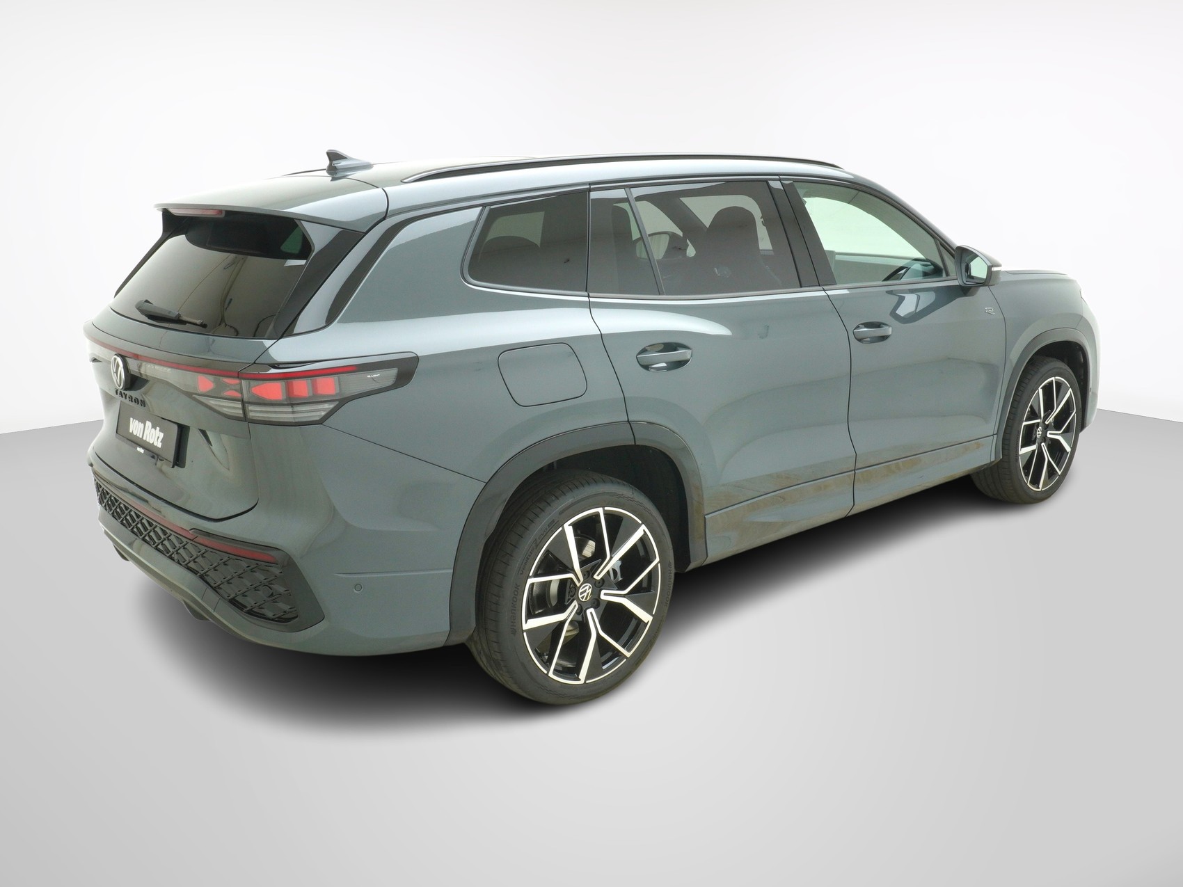 VW Tayron 1.5 TSI PHEV R-Line DSG-image-5