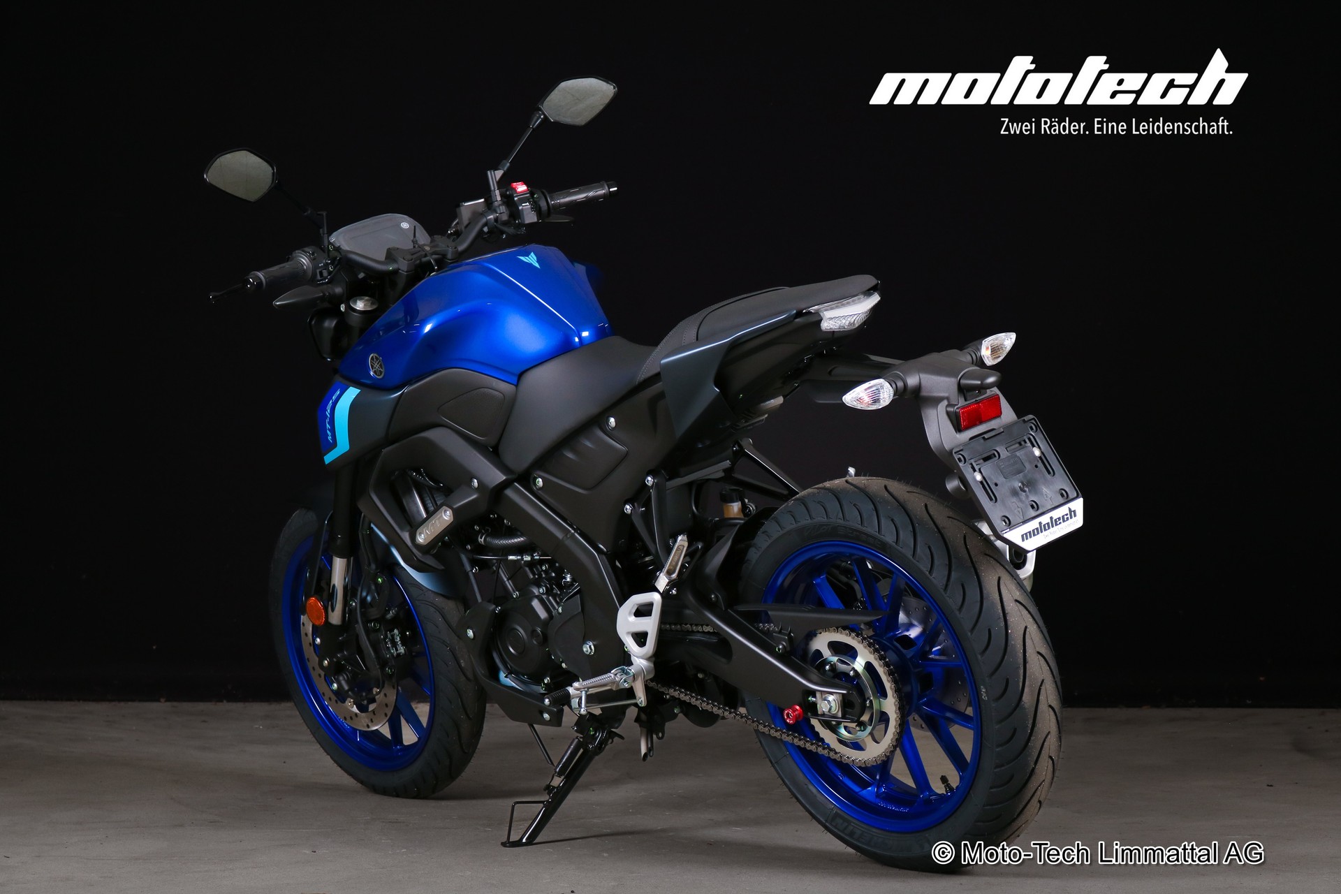 YAMAHA MT-125 ABS-showroom-element-3