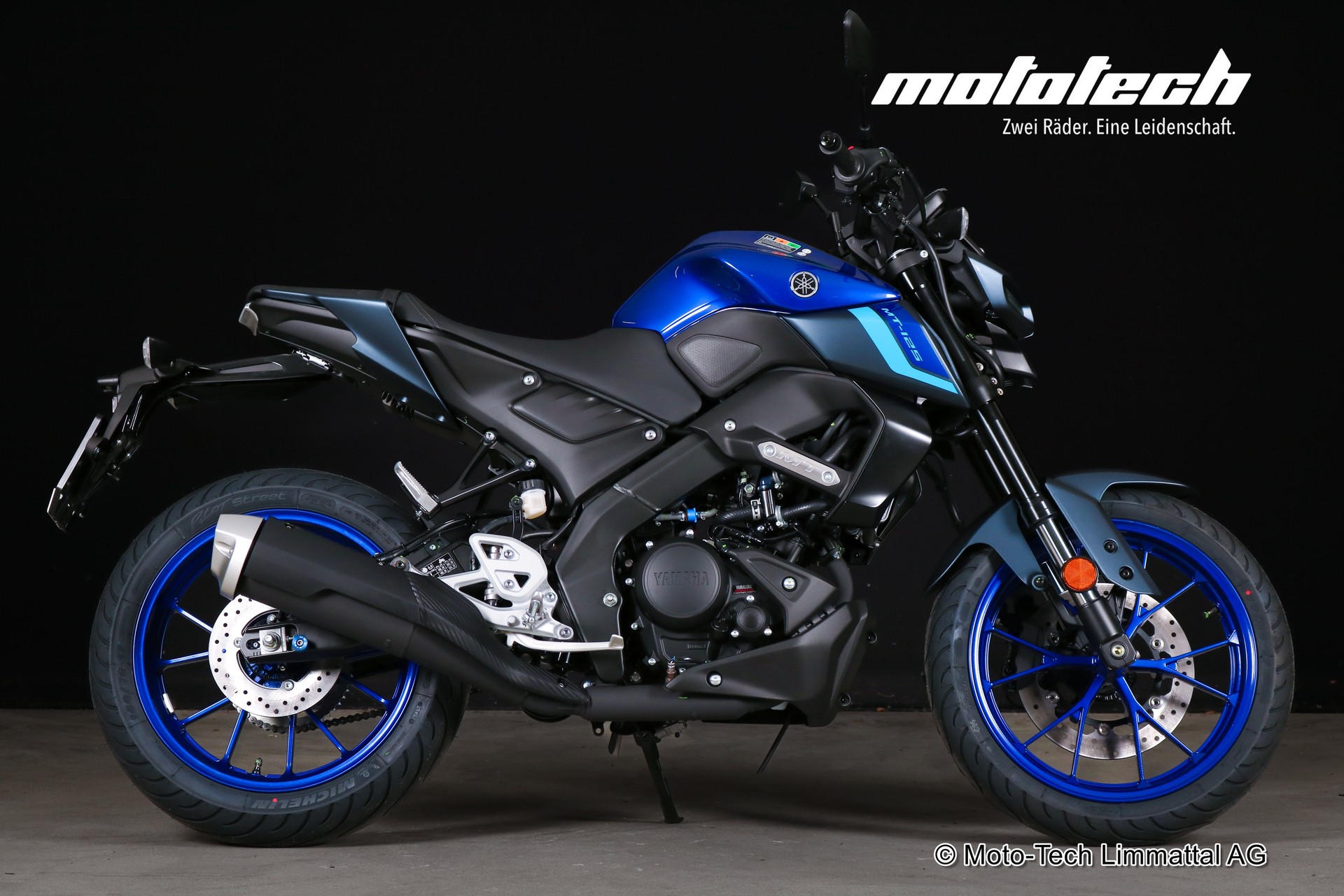 YAMAHA MT-125 ABS-showroom-element-1