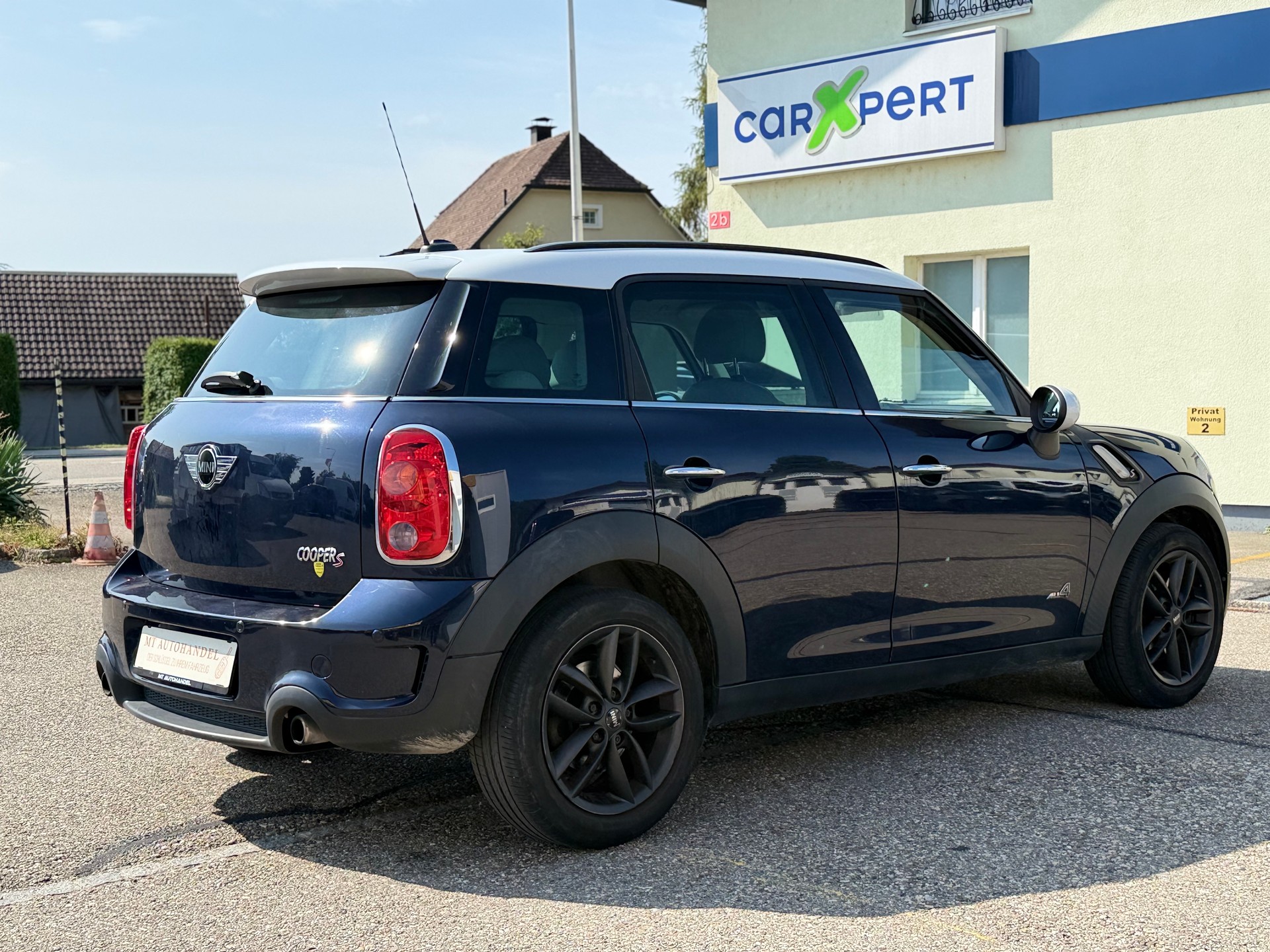 MINI Countryman Cooper S ALL4-image-4