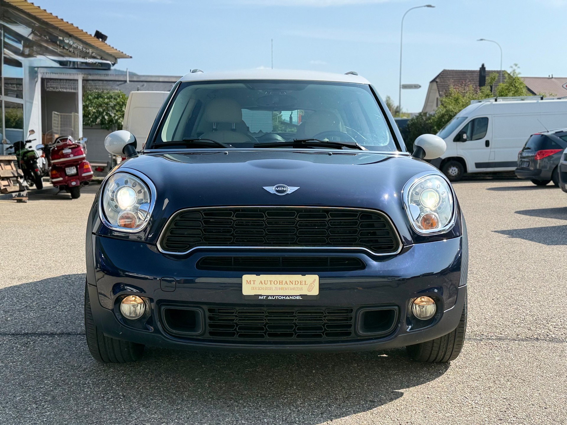 MINI Countryman Cooper S ALL4-showroom-element-1