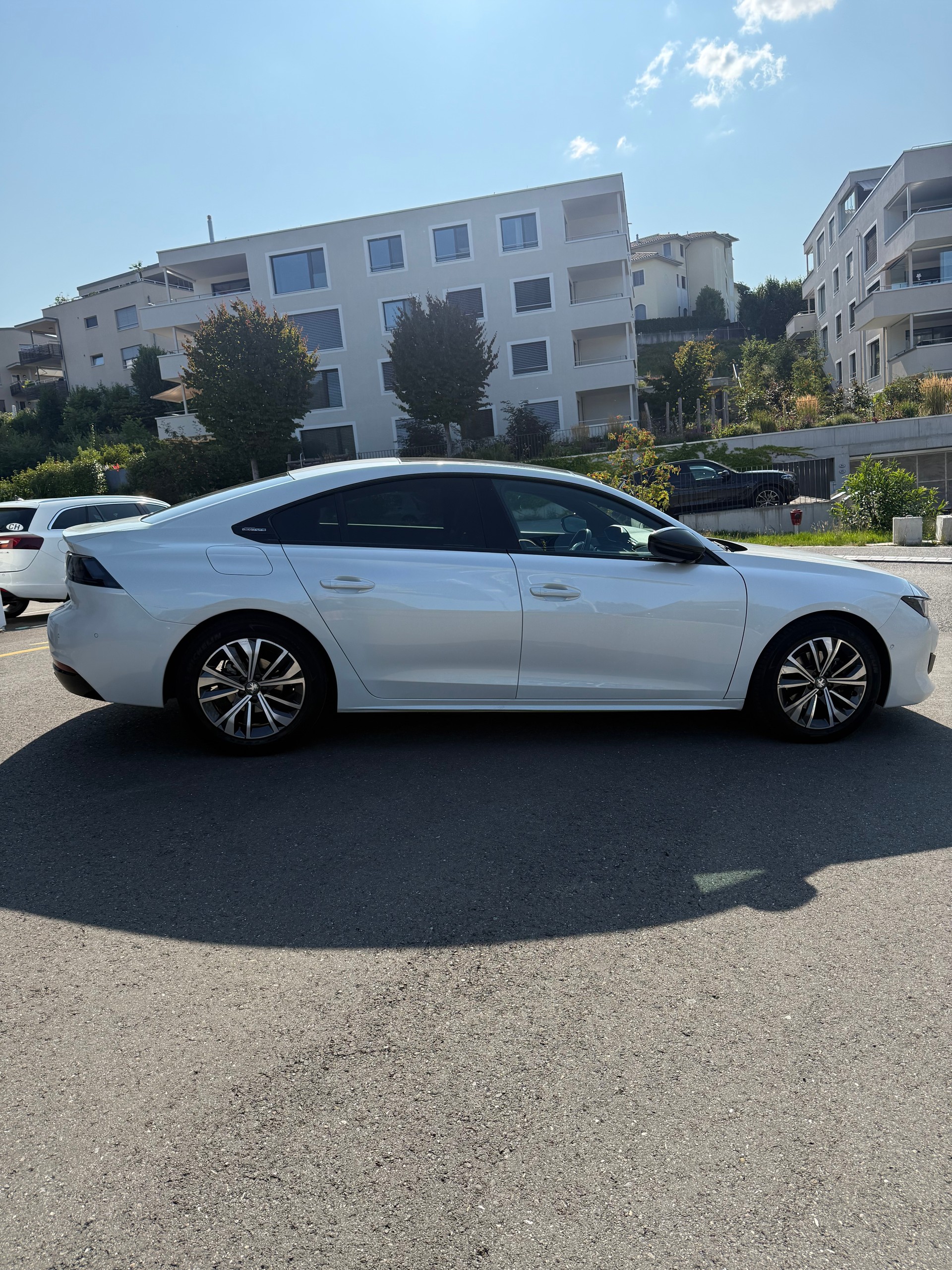 PEUGEOT 508 1.6 PureTech GT Line EAT8-image-6