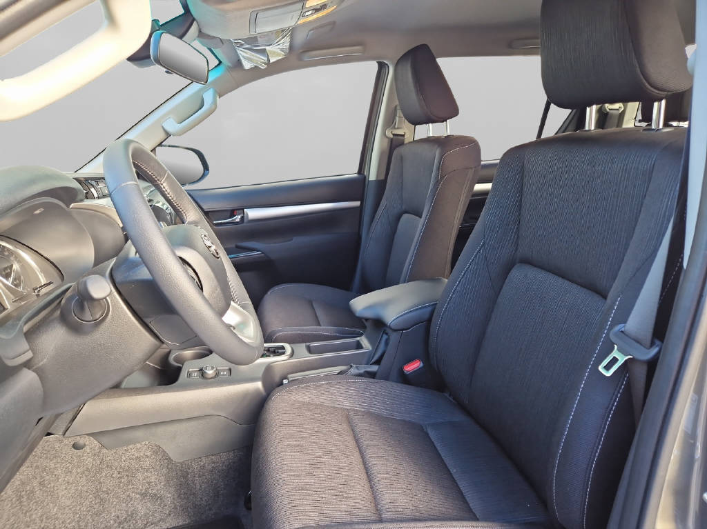 TOYOTA Hilux Double Cab.-Pick-up 2.8 48038/004-image-7