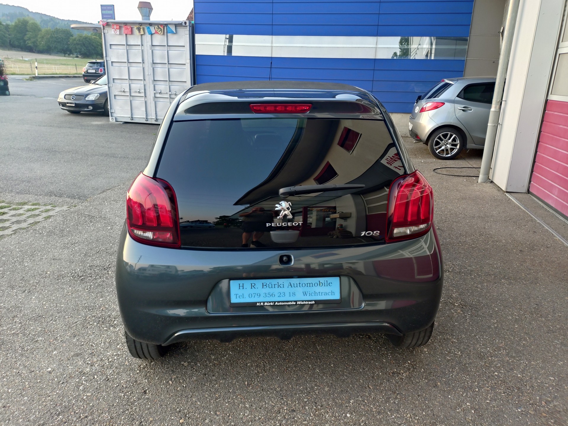 PEUGEOT 108 e-1.0 VTi Stop&Start Allure Top-image-12