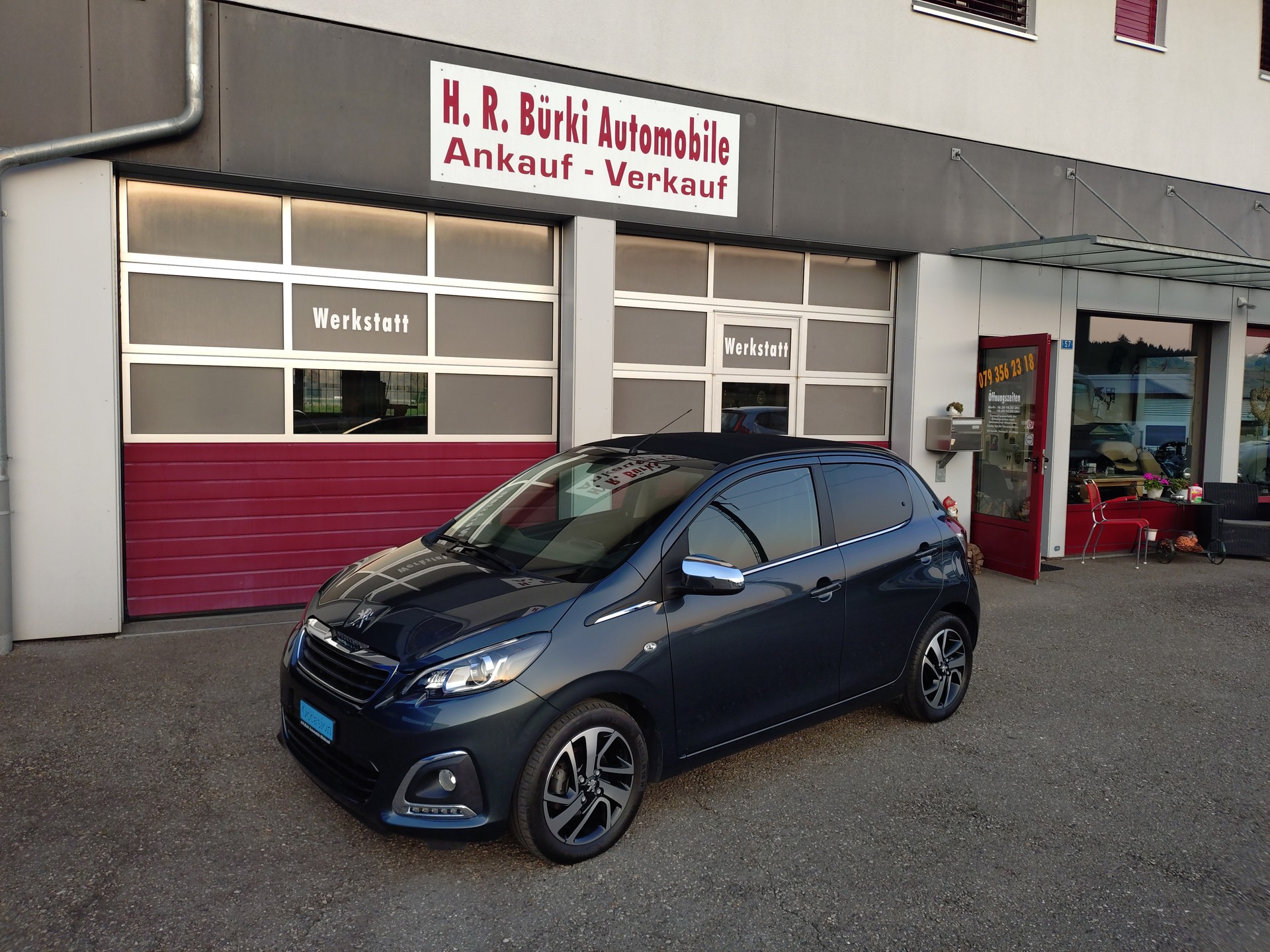 PEUGEOT 108 e-1.0 VTi Stop&Start Allure Top-image-0