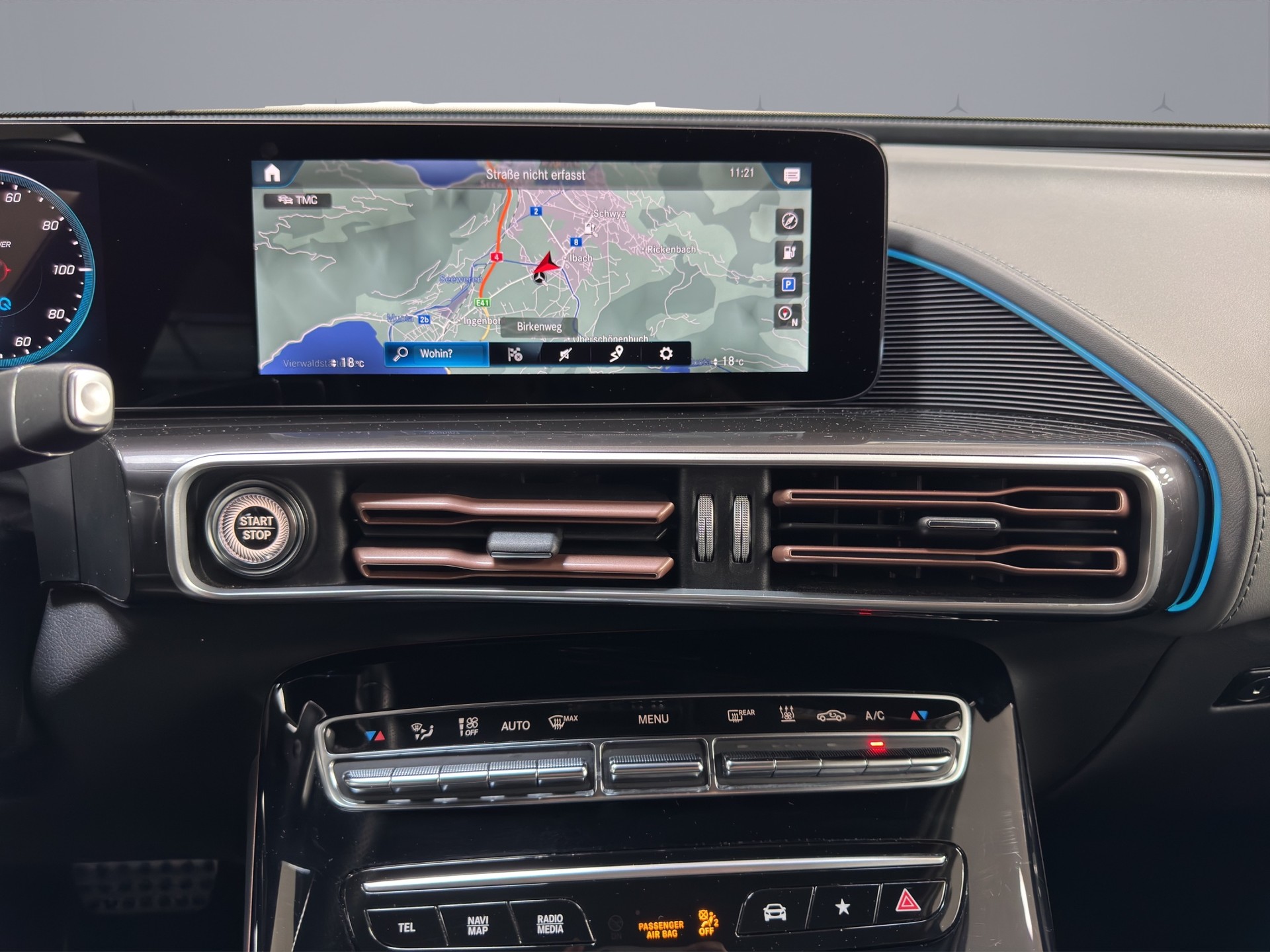 MERCEDES-BENZ EQC 400 AMG Line 4matic-image-13