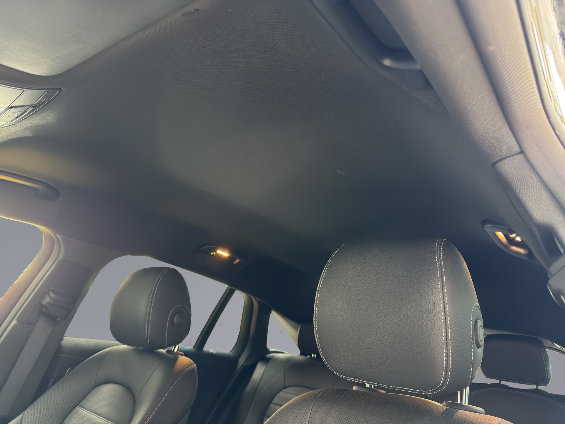MERCEDES-BENZ EQC 400 AMG Line 4matic-image-10