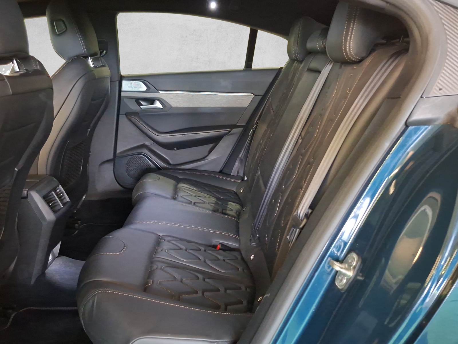 PEUGEOT 508 1.6 PureTech GT-image-11