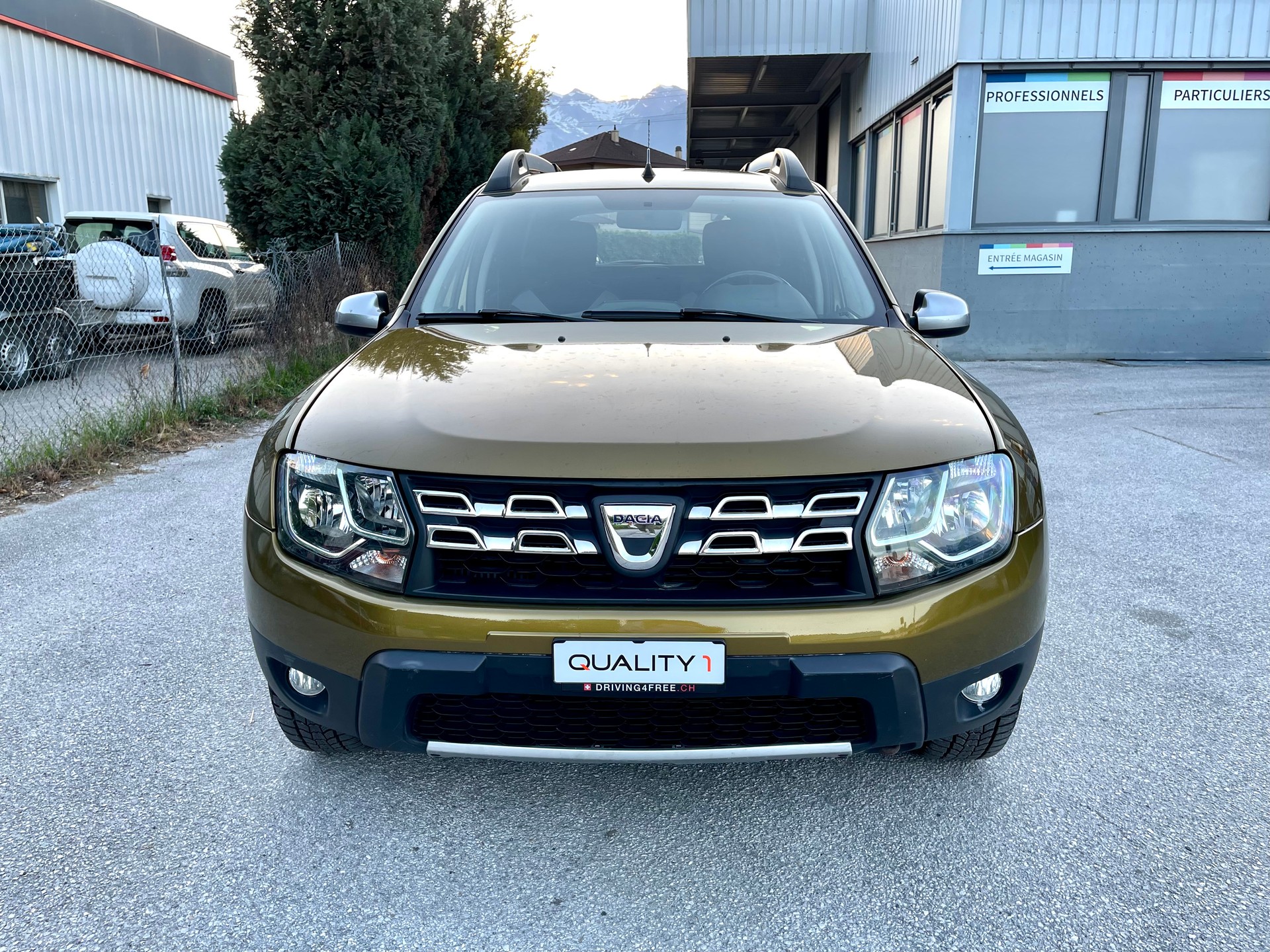 DACIA Duster 1.5 dCi Lauréate 4x4-image-5