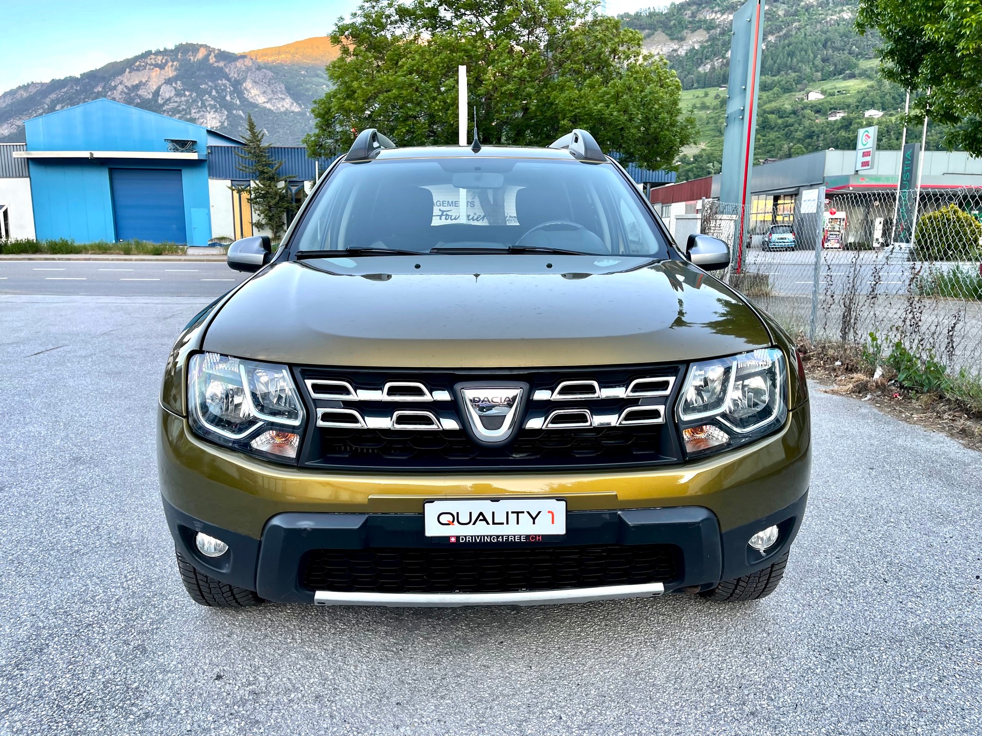 DACIA Duster 1.5 dCi Lauréate 4x4-image-14