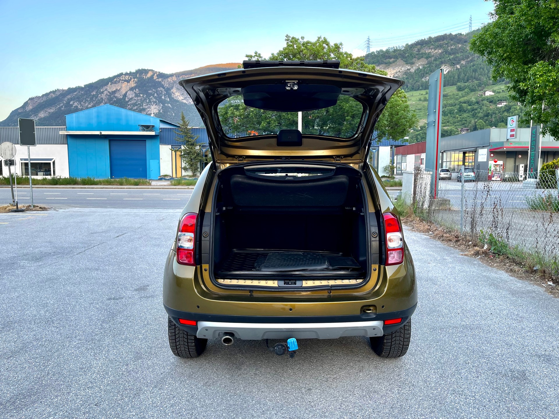 DACIA Duster 1.5 dCi Lauréate 4x4-image-17