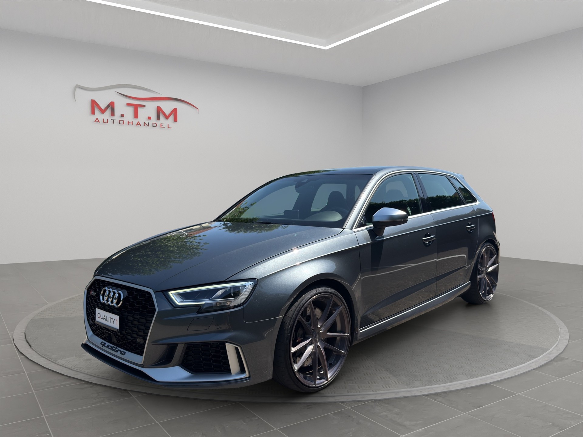 AUDI RS3 Sportback 2.5 TSI quattro S-tronic-image-5