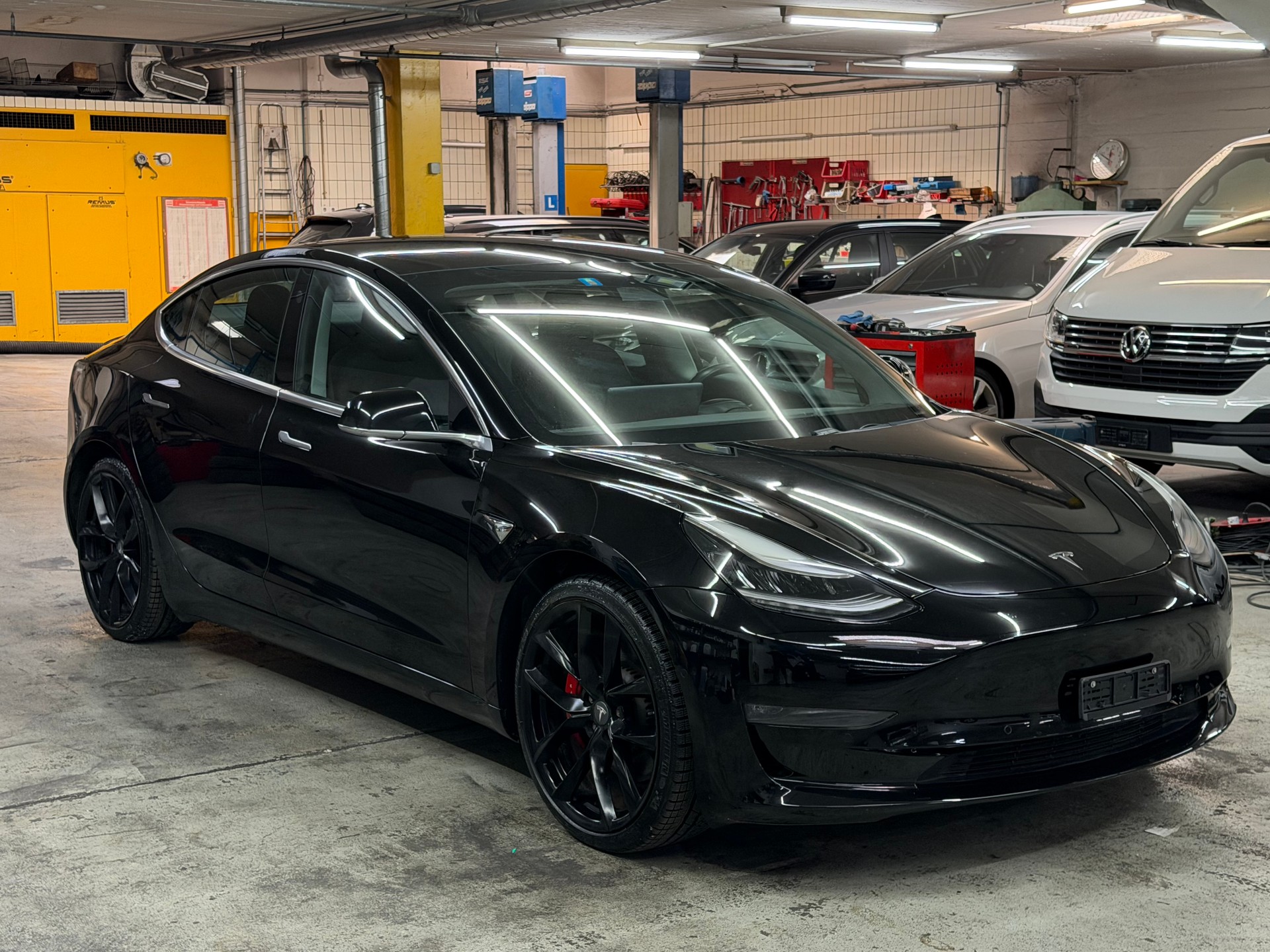 TESLA Model 3 Long Range Dual Motor AWD PERFORMANCE-image-0