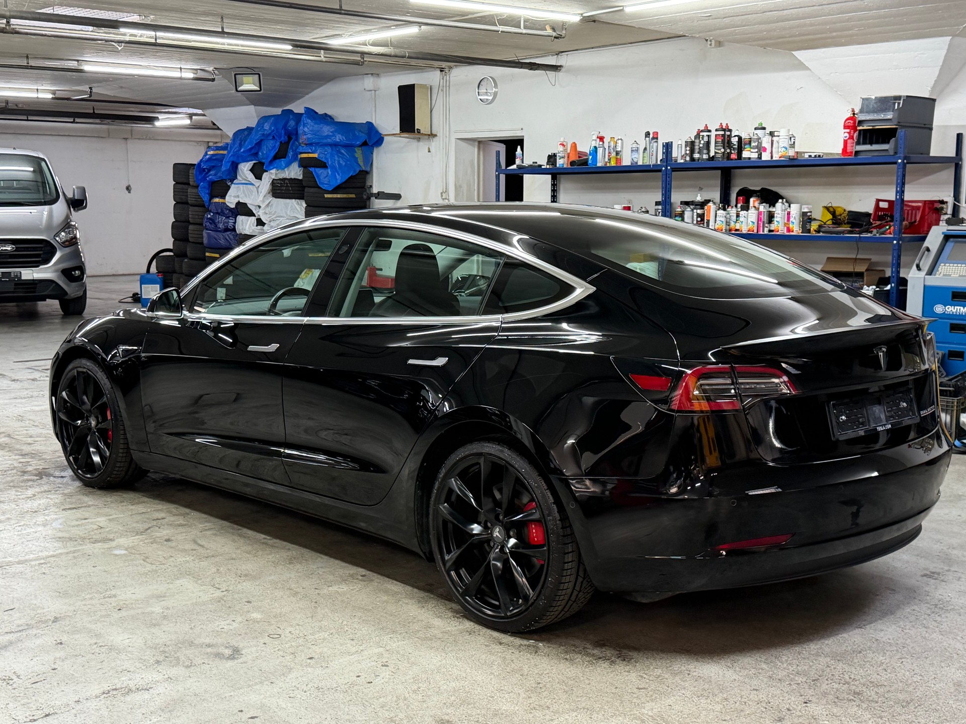 TESLA Model 3 Long Range Dual Motor AWD PERFORMANCE-image-5