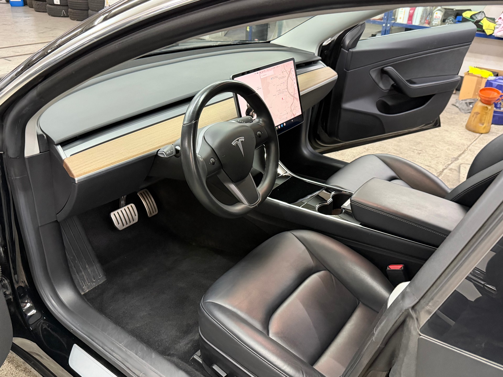 TESLA Model 3 Long Range Dual Motor AWD PERFORMANCE-image-7