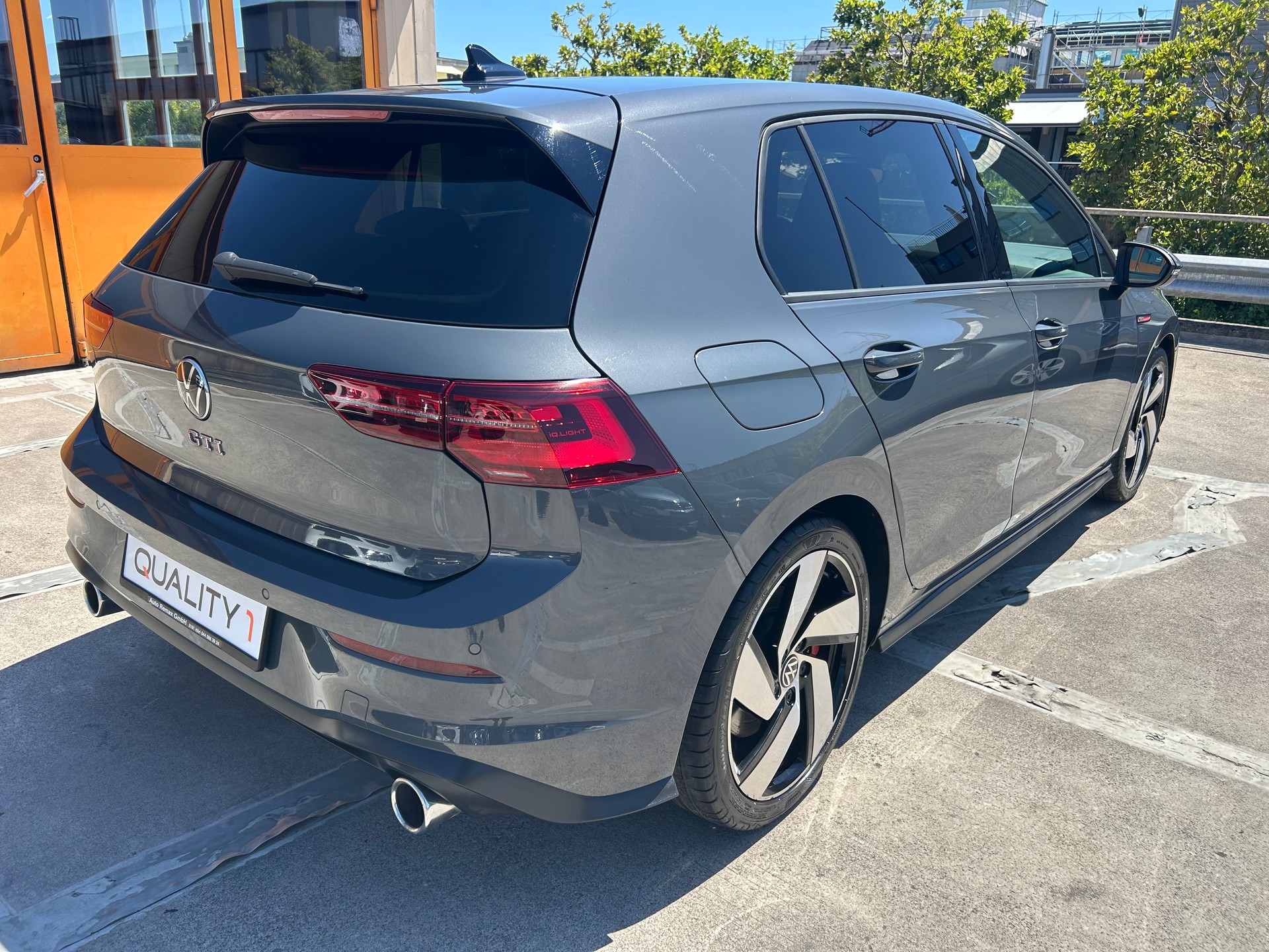 VW Golf 2.0 TSI GTI DSG-image-4