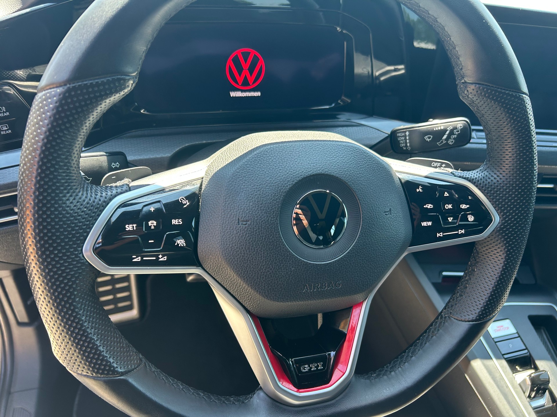 VW Golf 2.0 TSI GTI DSG-image-13