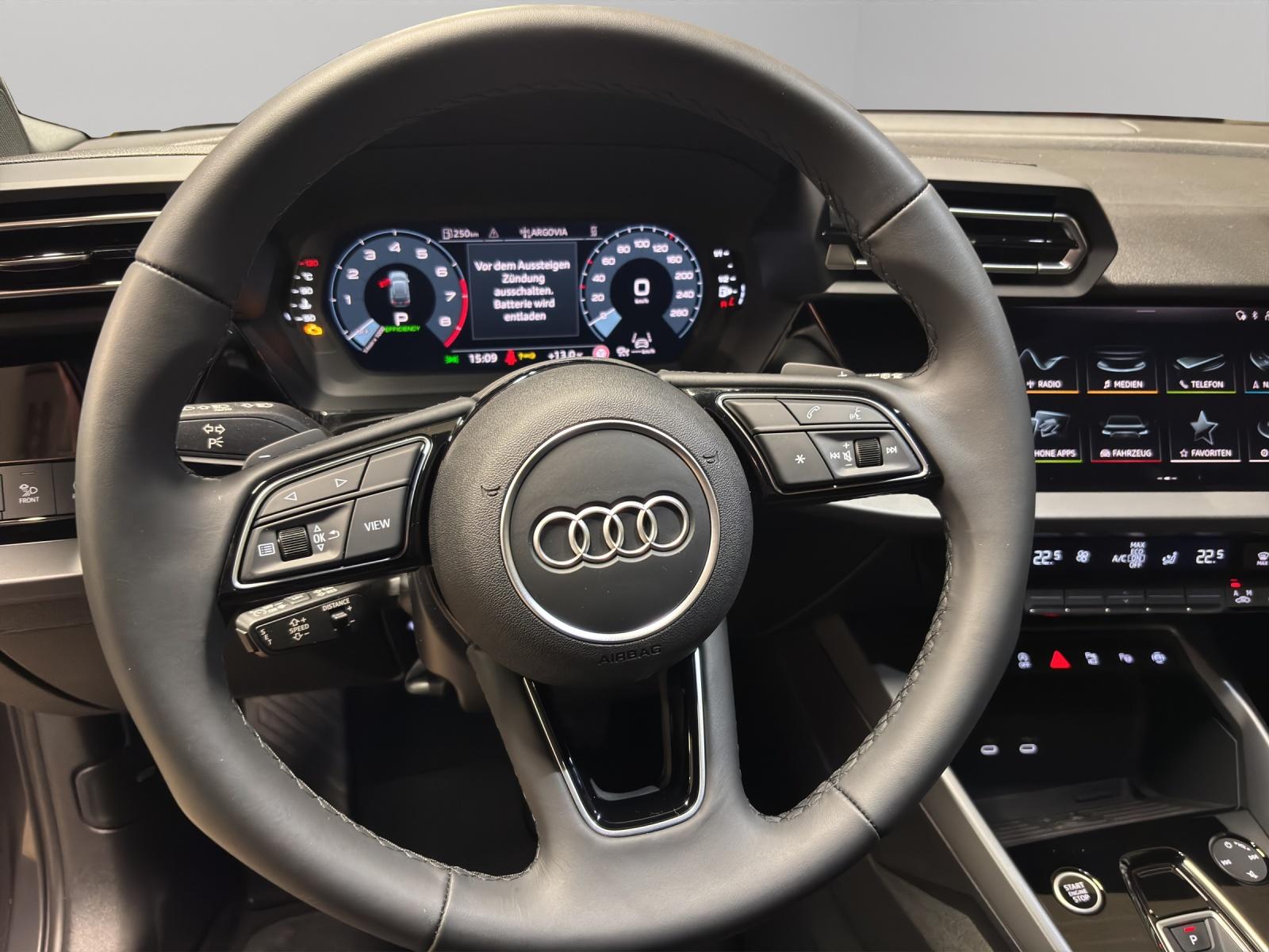 AUDI A3 Sportback 1.5 TFSI S Line S-Tronic-image-6