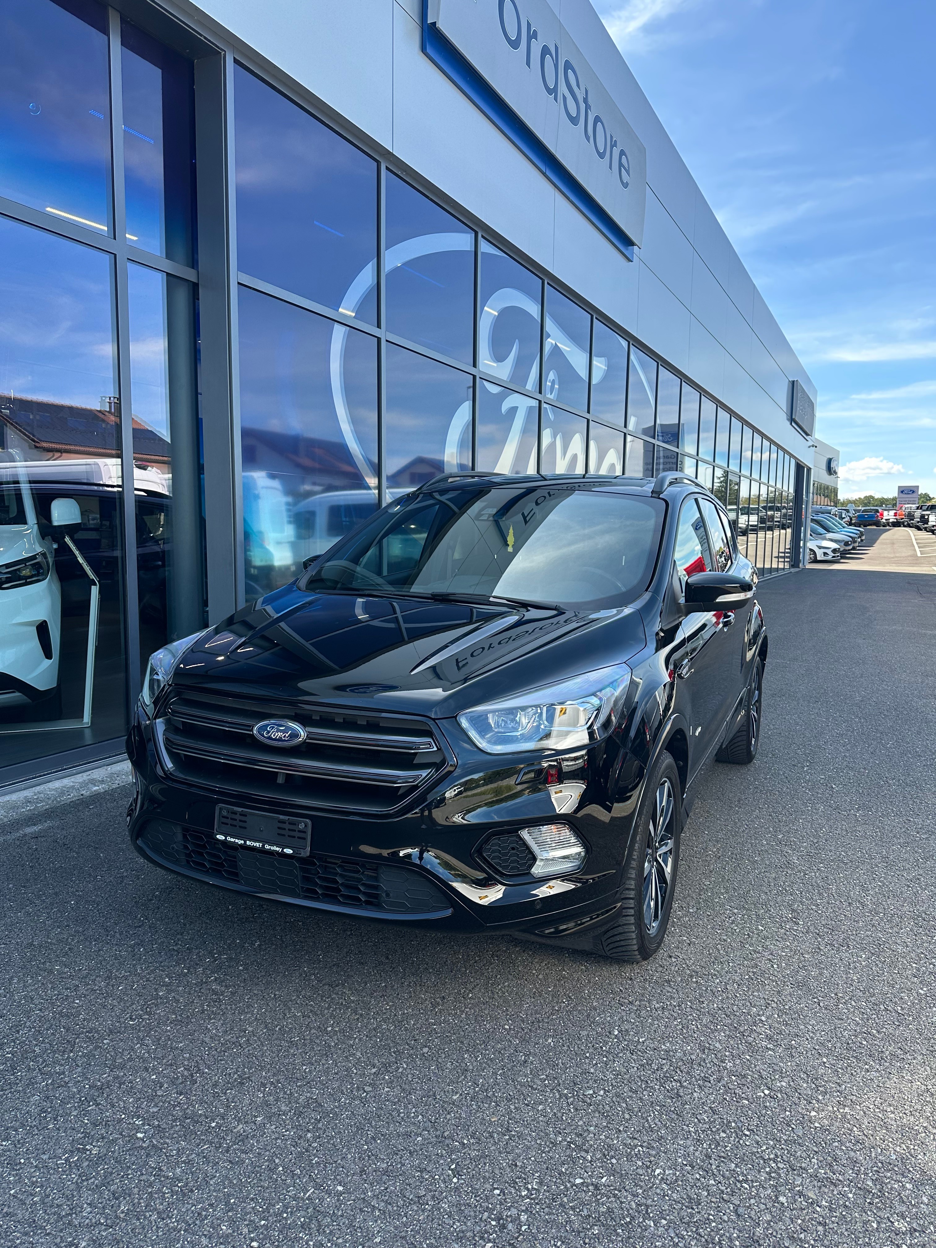 FORD Kuga 2.0 TDCi 150 ST-Line FPS — slika 1