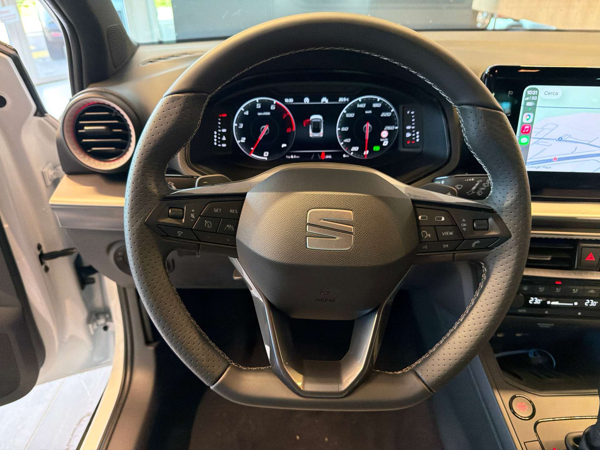 SEAT Arona 1.0 TSi Eco FR DSG-Automat-image-15