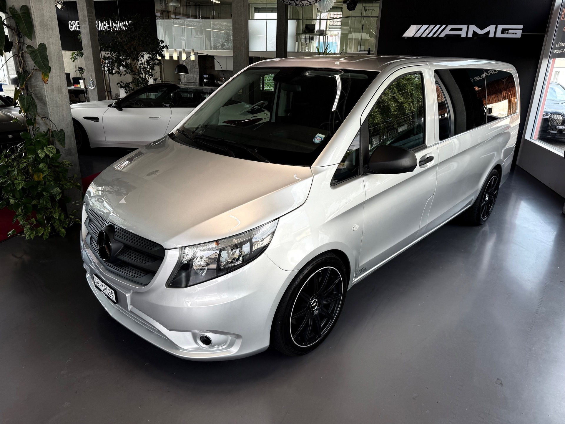 MERCEDES-BENZ Vito 119 BlueTEC Tourer Select EL 7G-Tronic-image-0